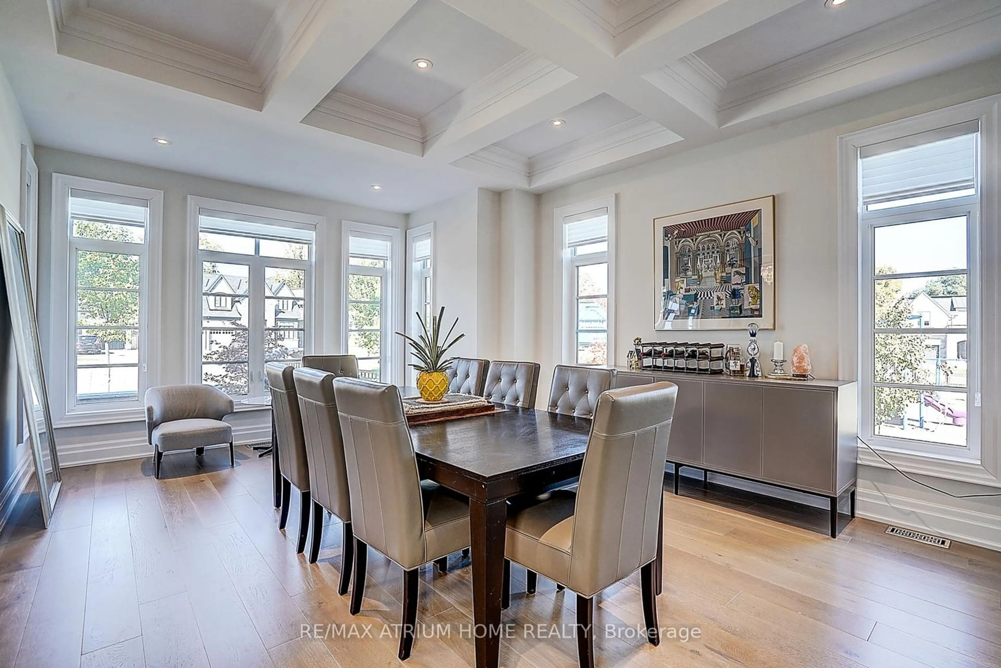 Unknown for 246 Nyla Crt, Oakville Ontario L6L 0G8