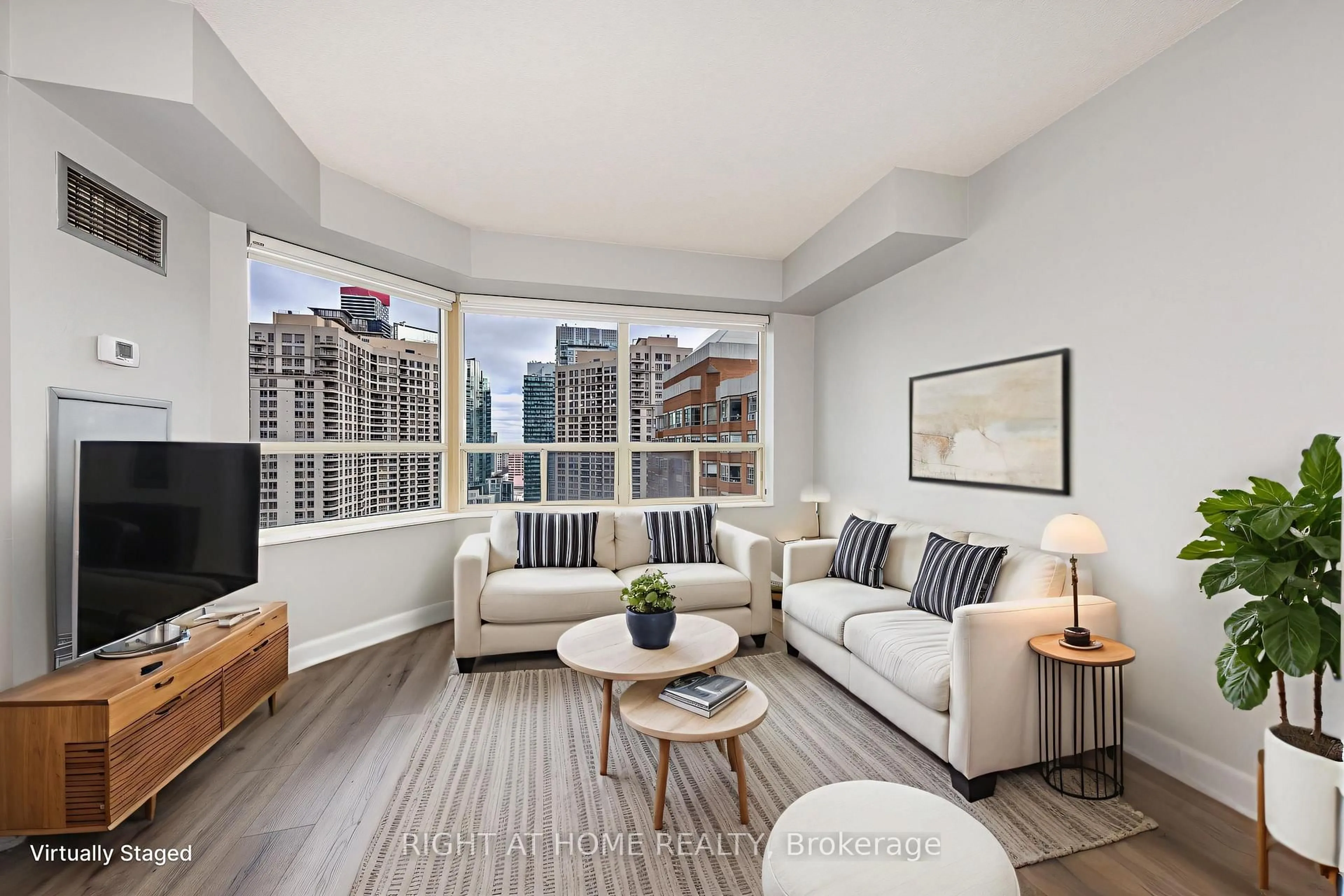 Living room with furniture, unknown for 335 WEBB Dr #PH104, Mississauga Ontario L5B 4A1