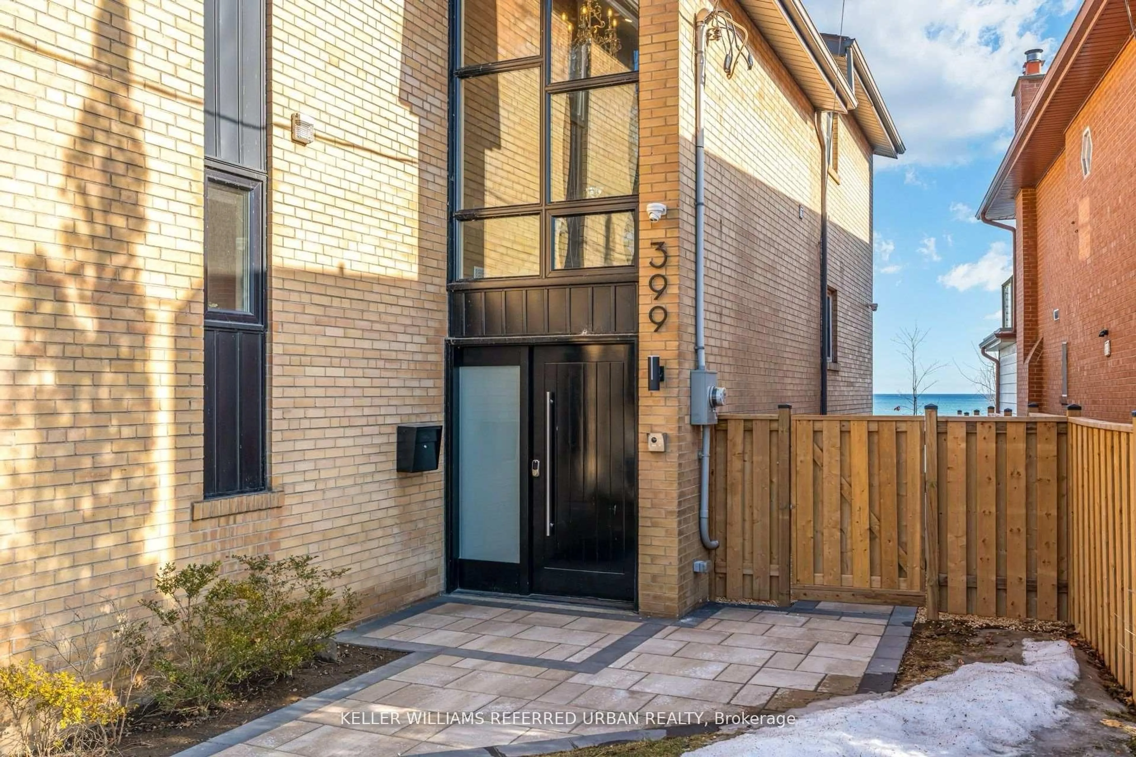 Home with brick exterior material, street for 399 Lake Promenade, Toronto Ontario M8W 1C3