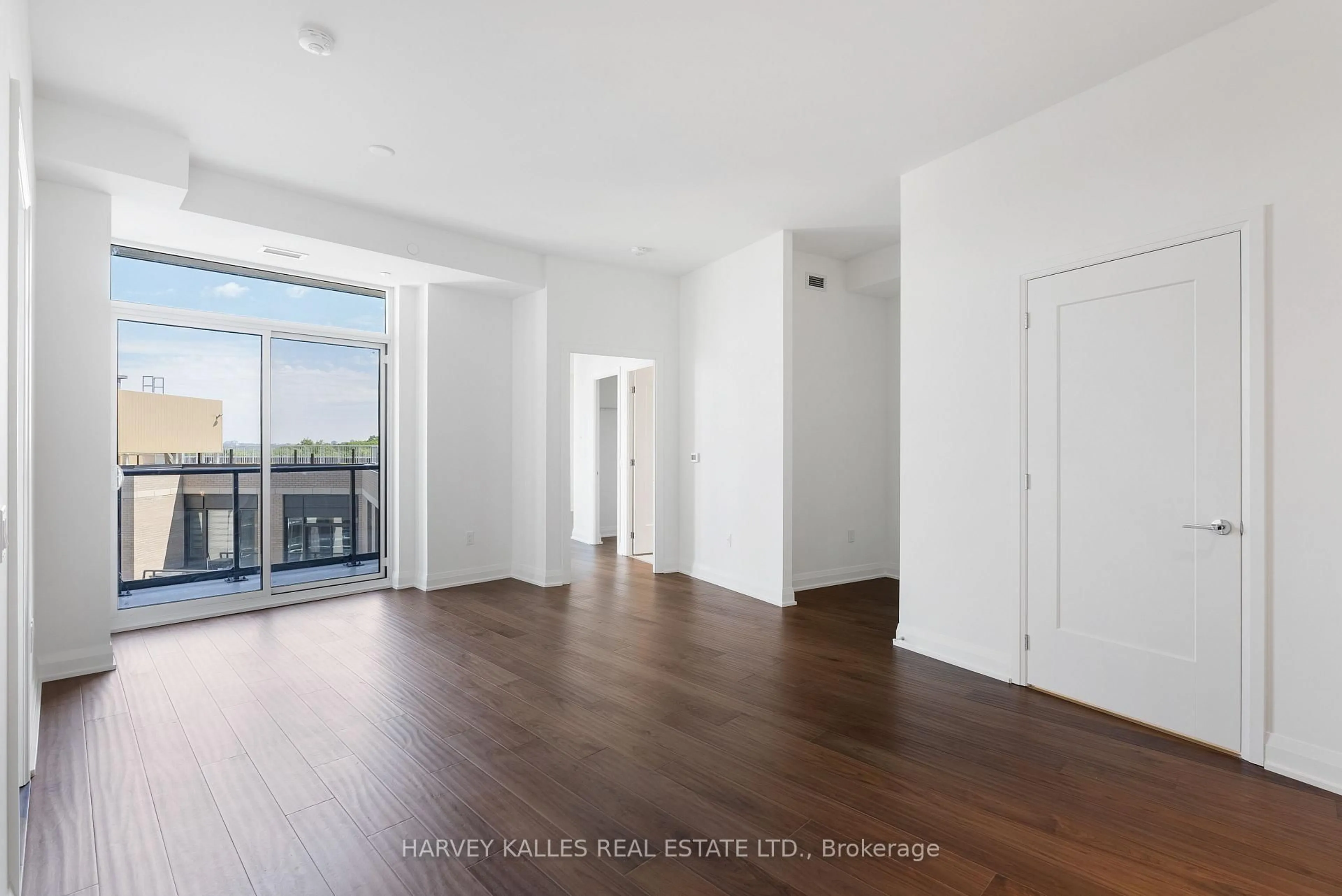 Unknown for 293 The Kingsway #707, Toronto Ontario M9A 3A9