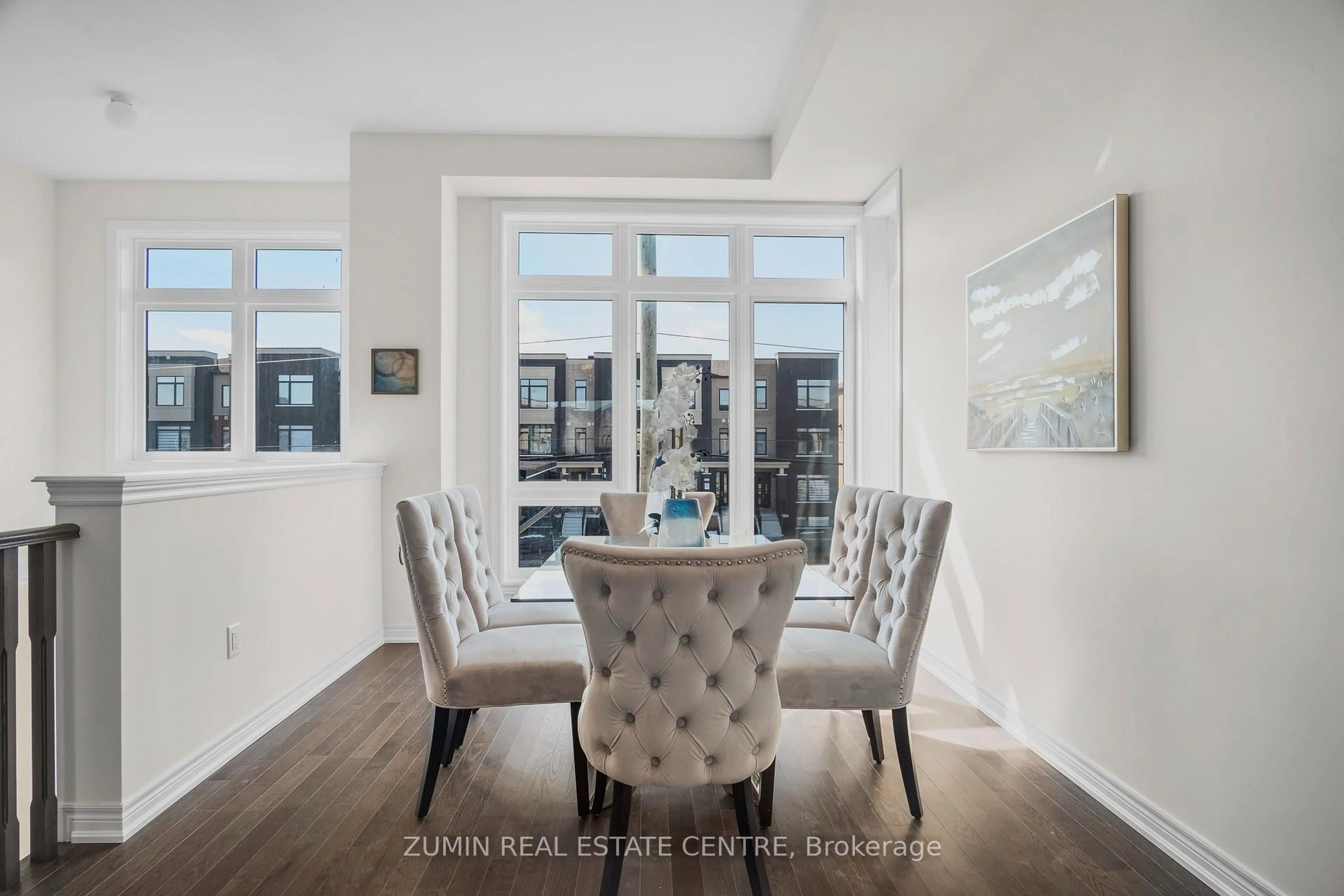 Dining room, unknown for 3189 Sixth Line, Oakville Ontario L6H 0V7