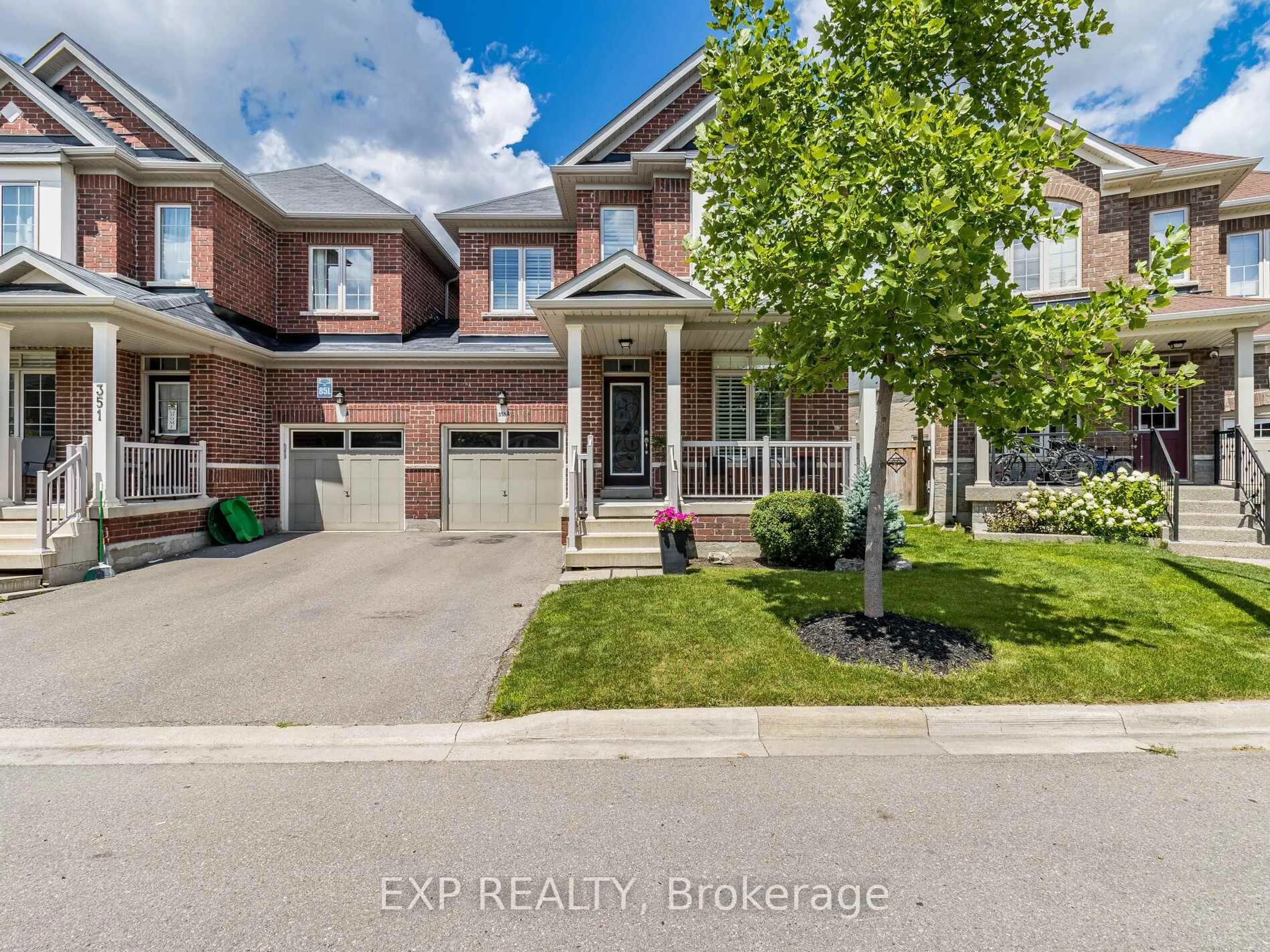 A pic from outside/outdoor area/front of a property/back of a property/a pic from drone, street for 353 Hincks Dr, Milton Ontario L9T 8T9