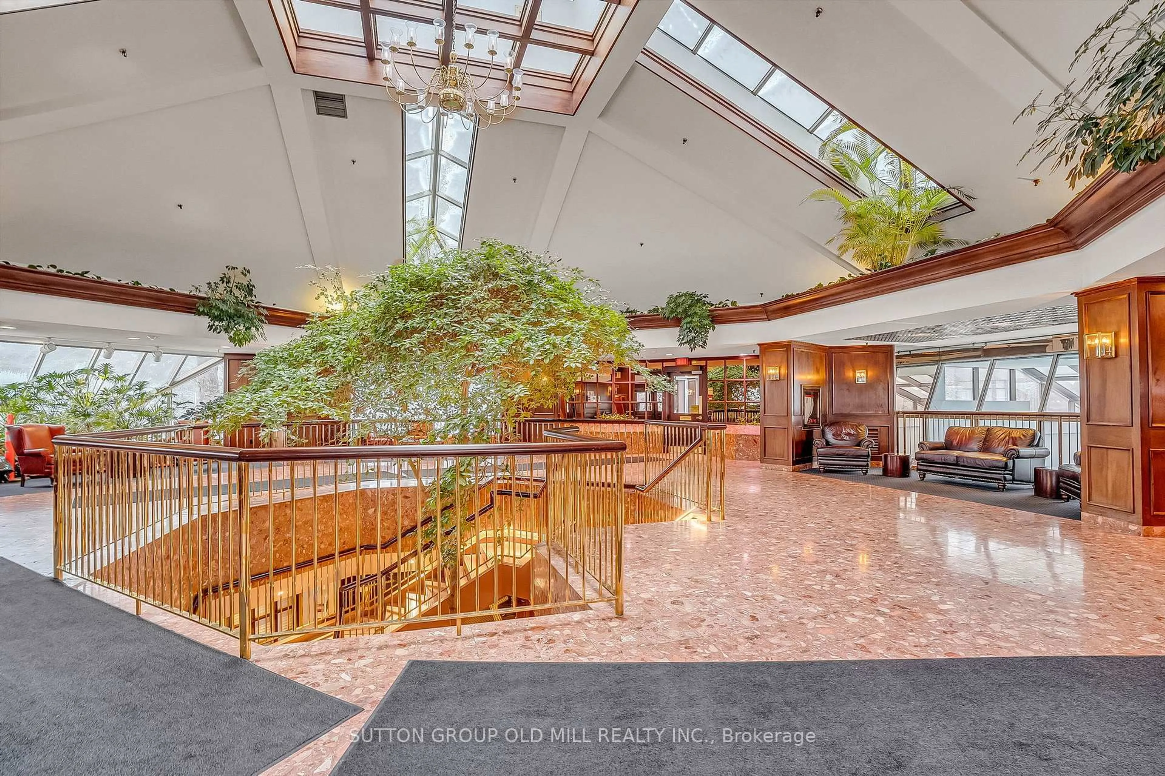 Lobby for 1320 Islington Ave #601, Toronto Ontario M9A 5C6