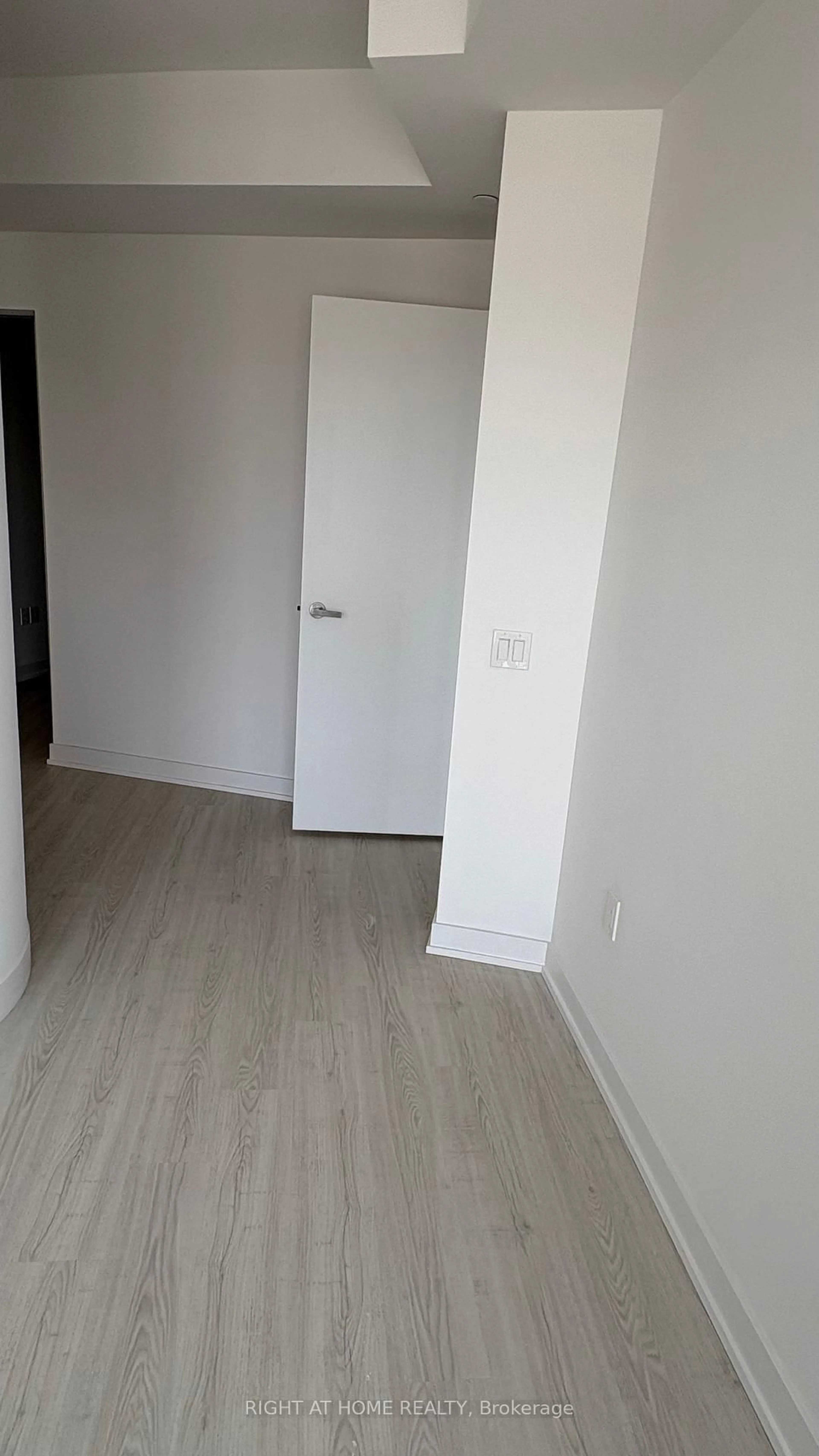 A pic of a room for 3883 Quartz Rd #216, Mississauga Ontario L5B 0M4