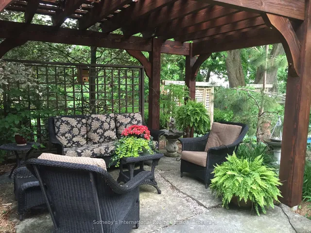 552 Bobolink Rd, Mississauga 4