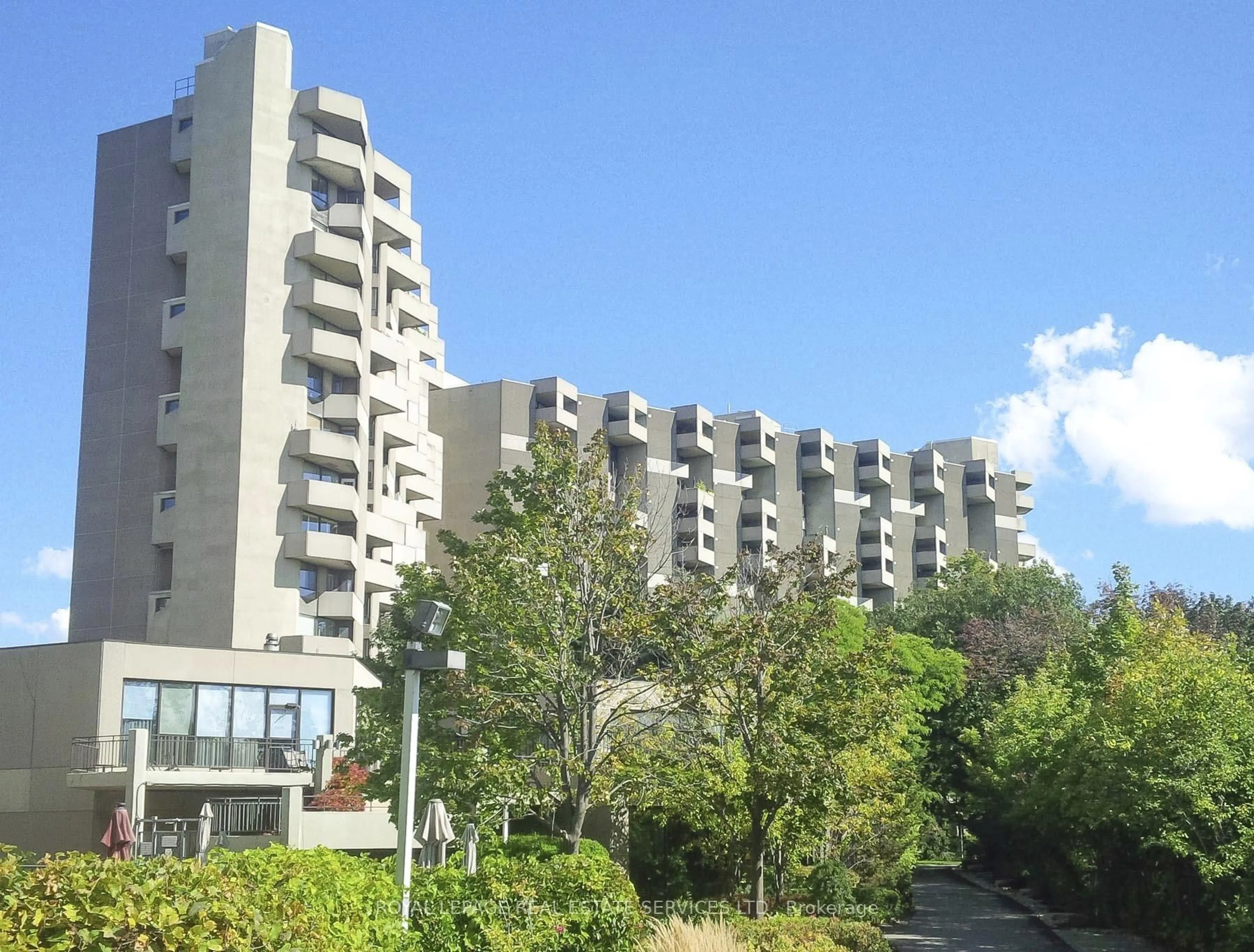 Unknown for 284 Mill Rd #B1, Toronto Ontario M9C 4W6