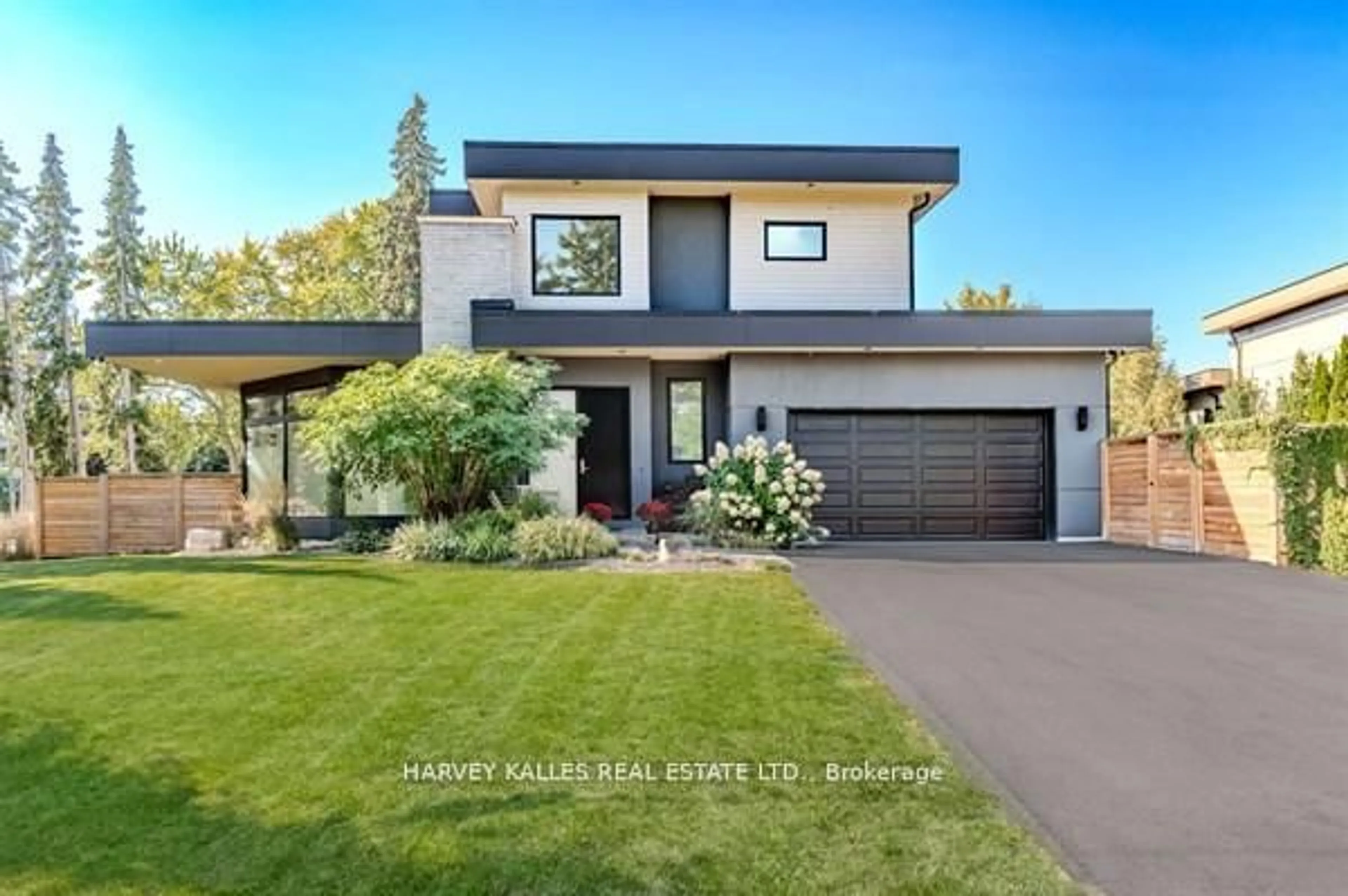 Home with brick exterior material, street for 3279 Lakeshore Rd, Burlington Ontario L7N 1A7