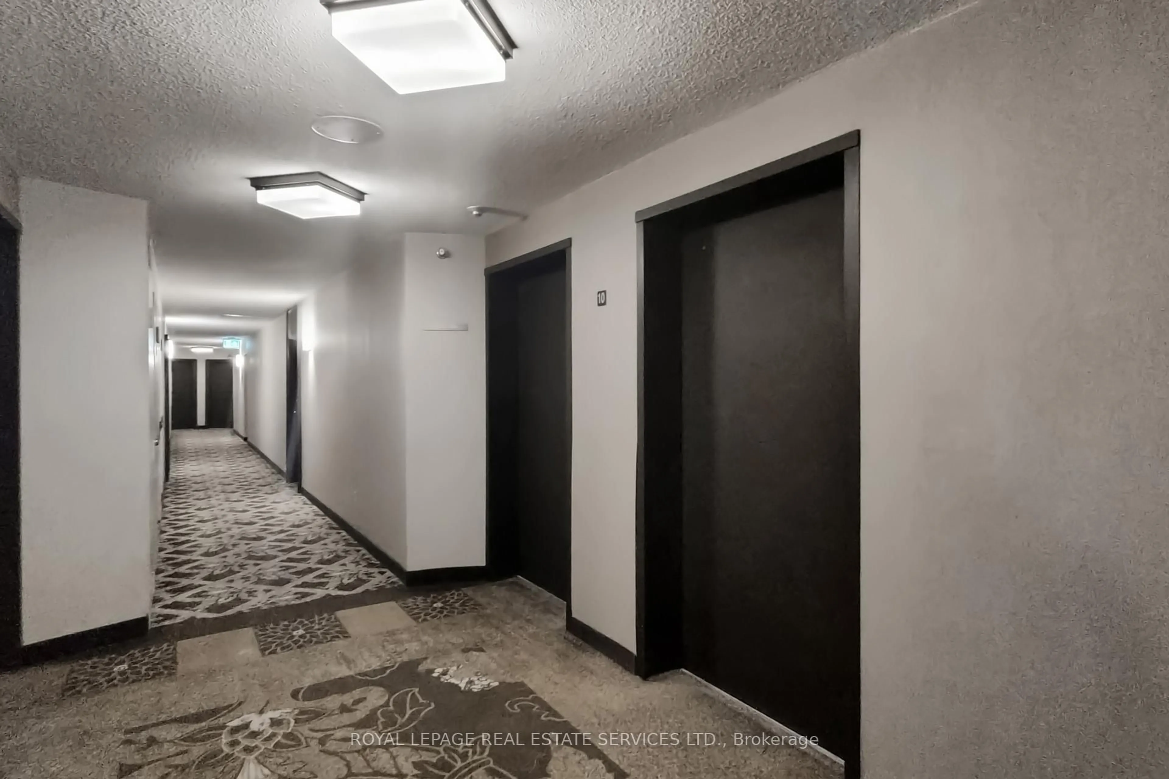 A pic of a room for 1300 Bloor St #1005, Mississauga Ontario L4Y 3Z2