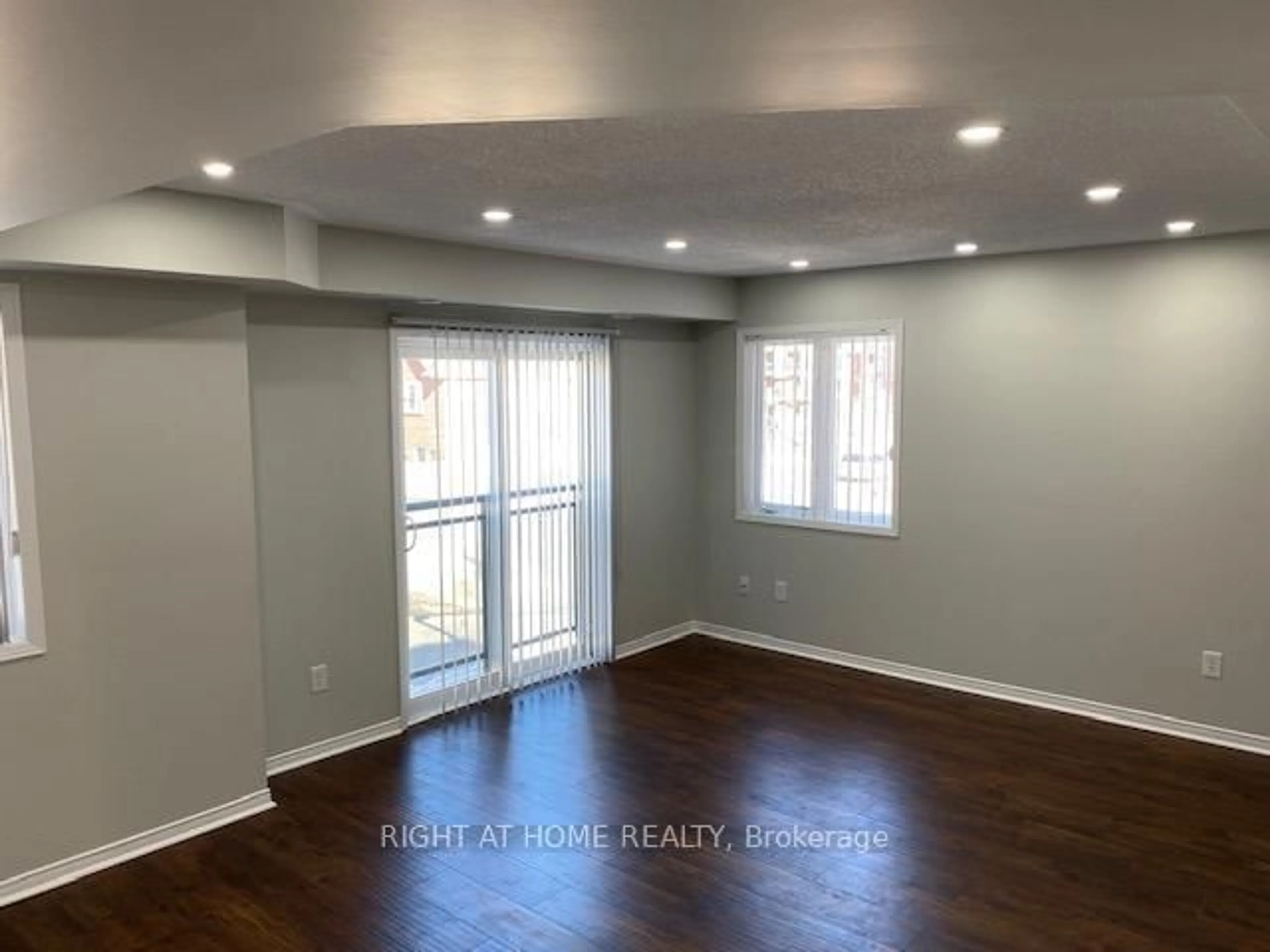 A pic of a room for 5035 Oscar Peterson Blvd #124, Mississauga Ontario L5M 0P4