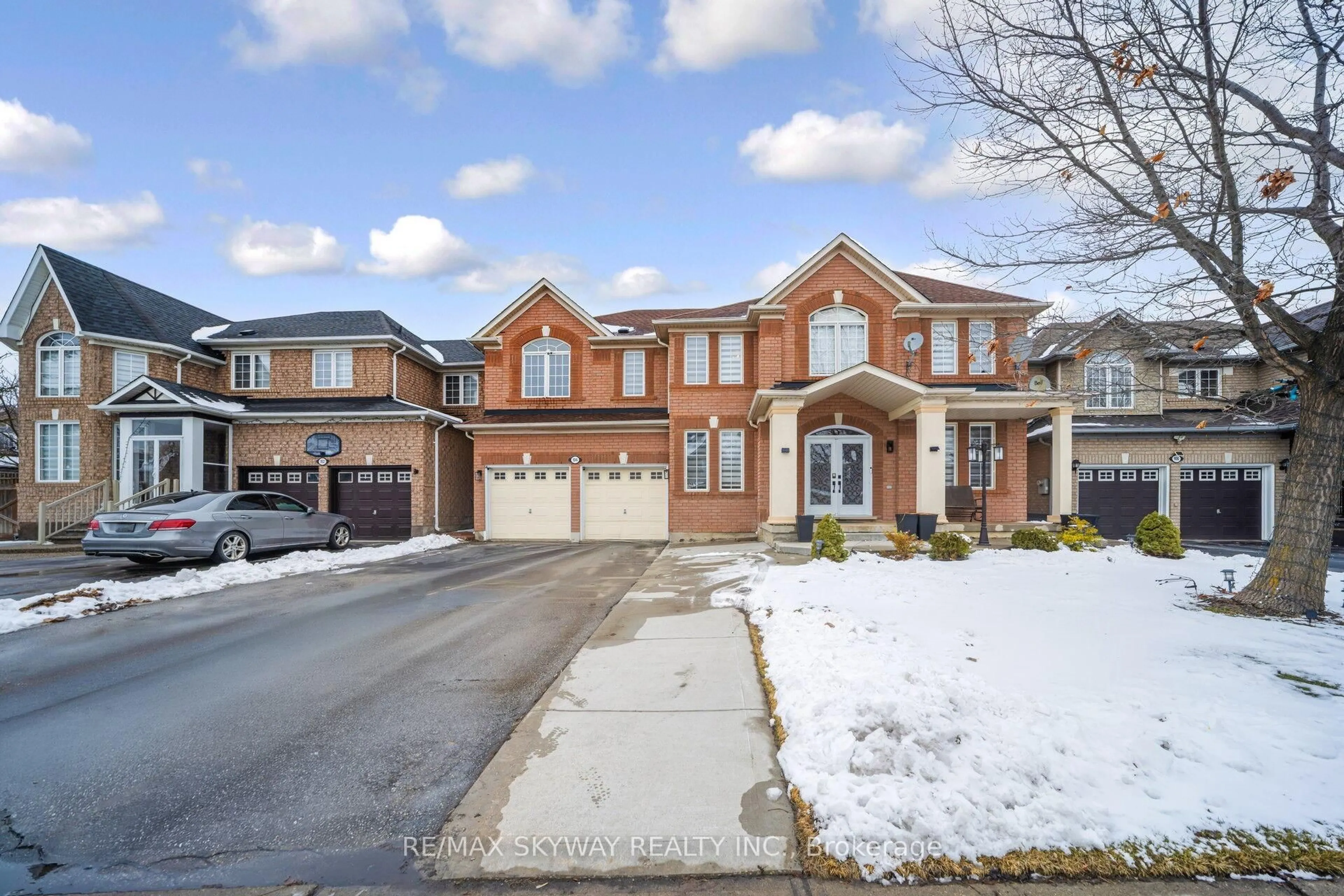 Home with brick exterior material, street for 104 Whitwell Dr, Brampton Ontario L6P 1L2