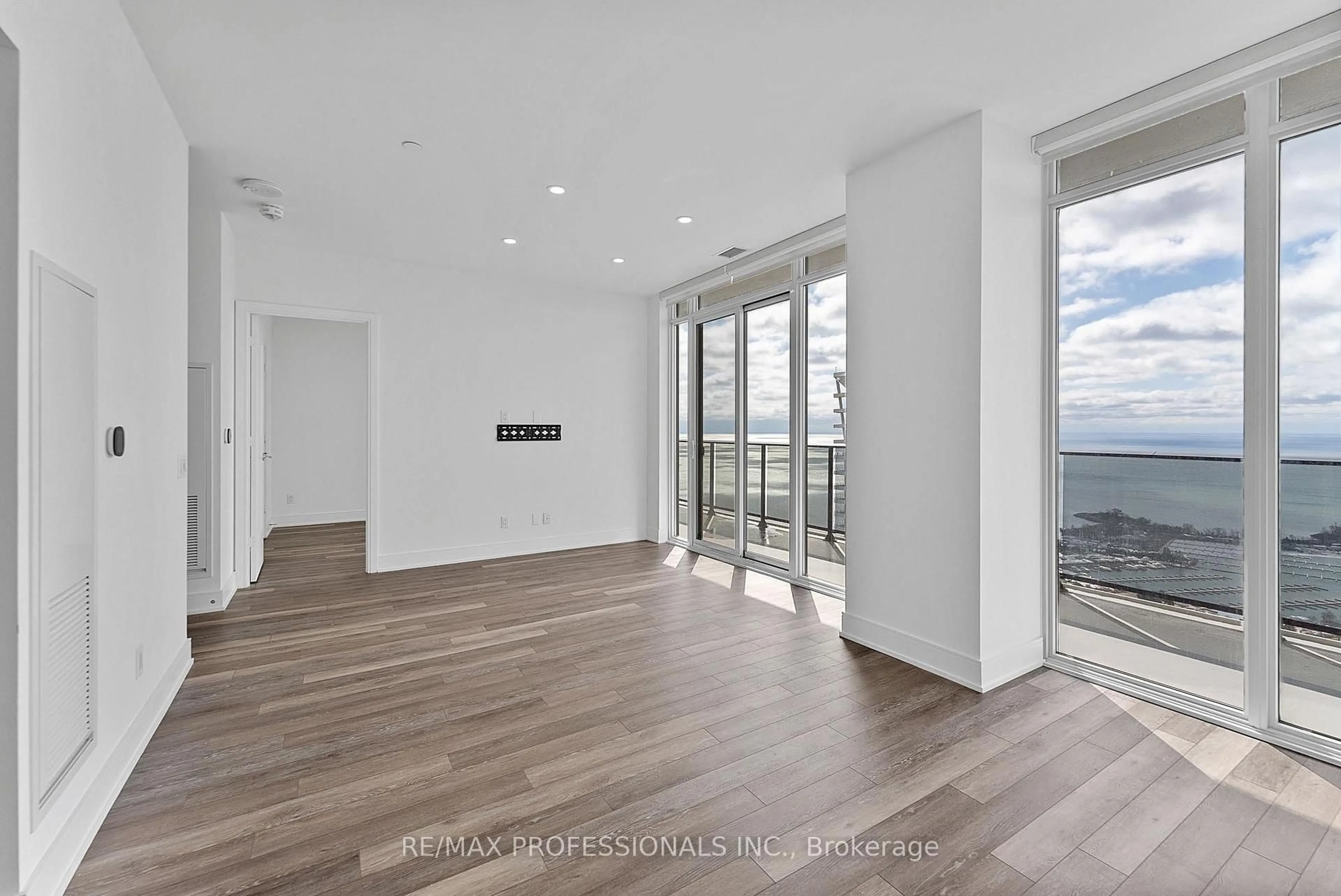 Unknown for 70 Annie Craig Dr #5406, Toronto Ontario M8V 0G2