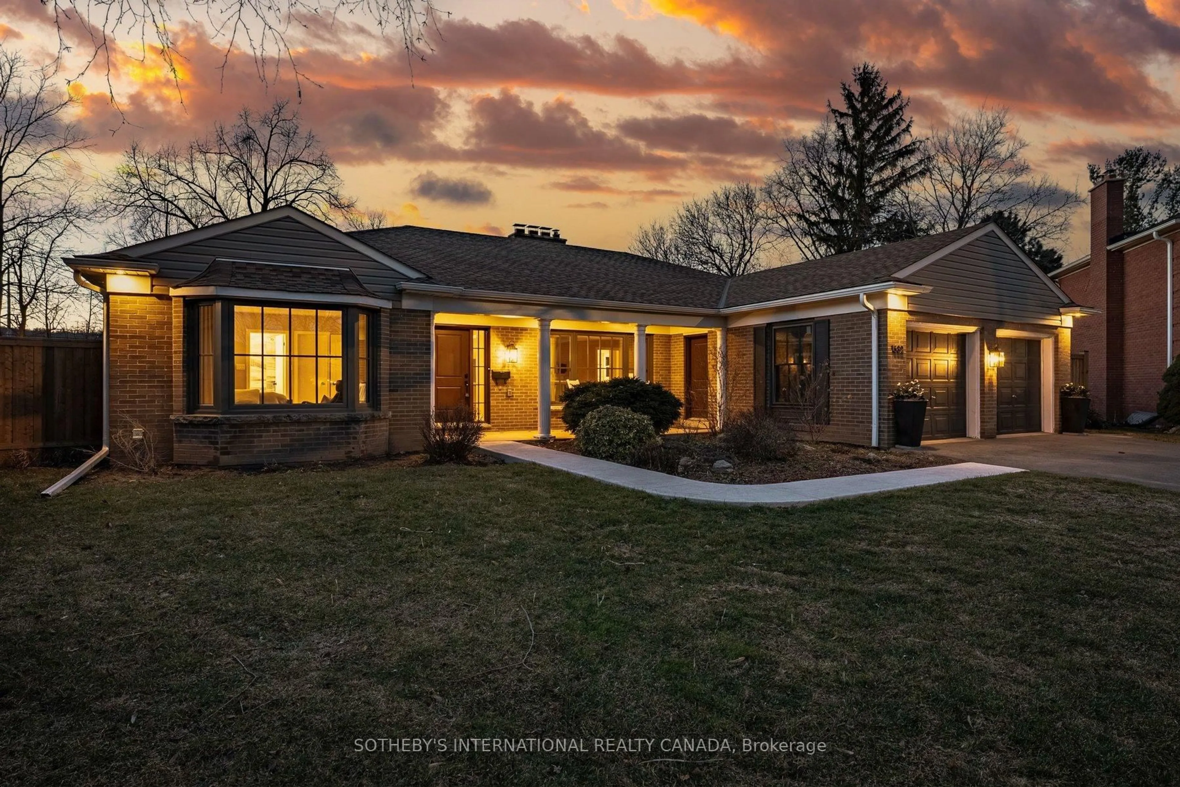 Home with brick exterior material, street for 1582 Frontenac Pl, Burlington Ontario L7P 1M6