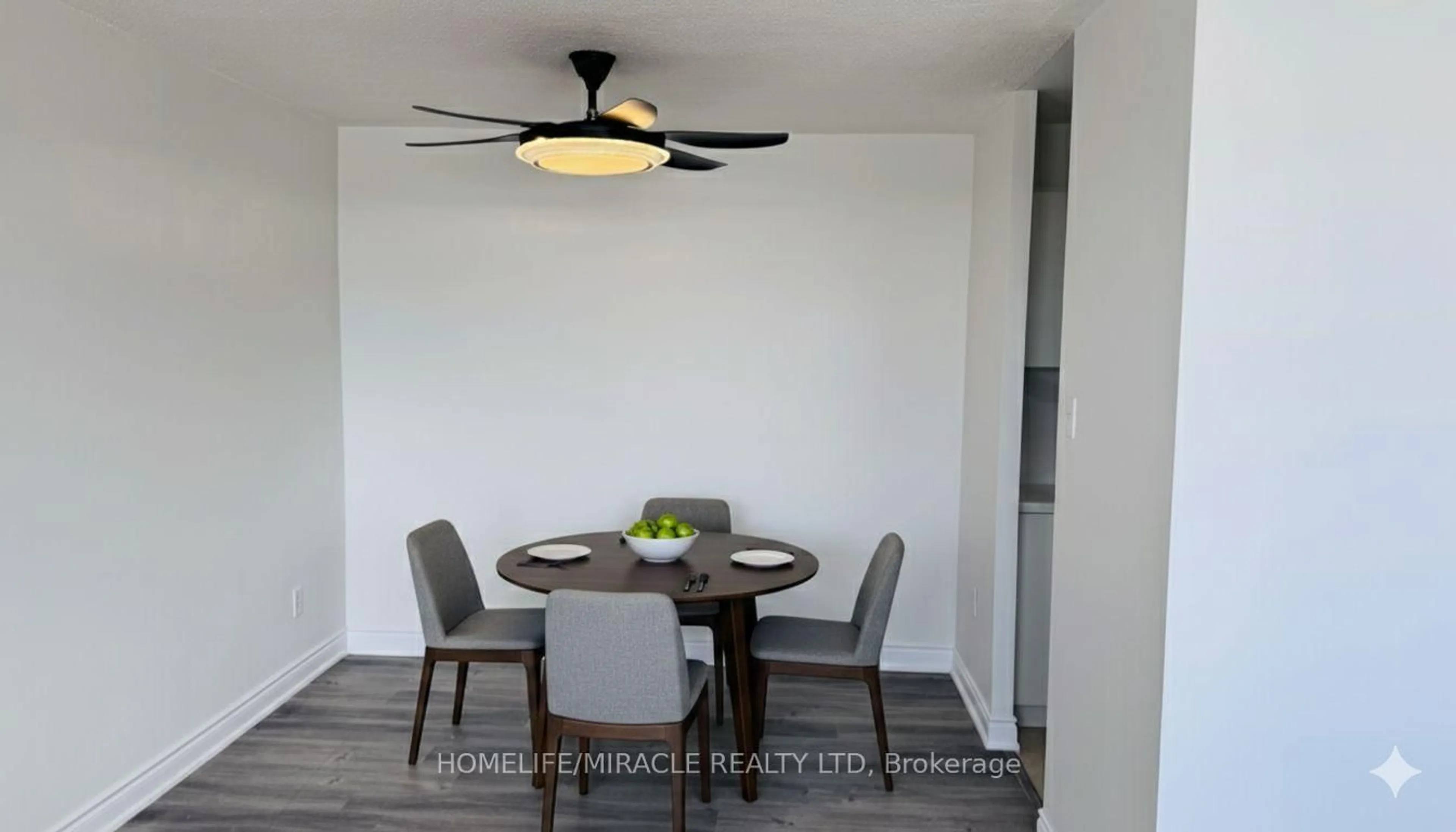 Unknown for 2645 Kipling Ave #307, Toronto Ontario M9V 3S6