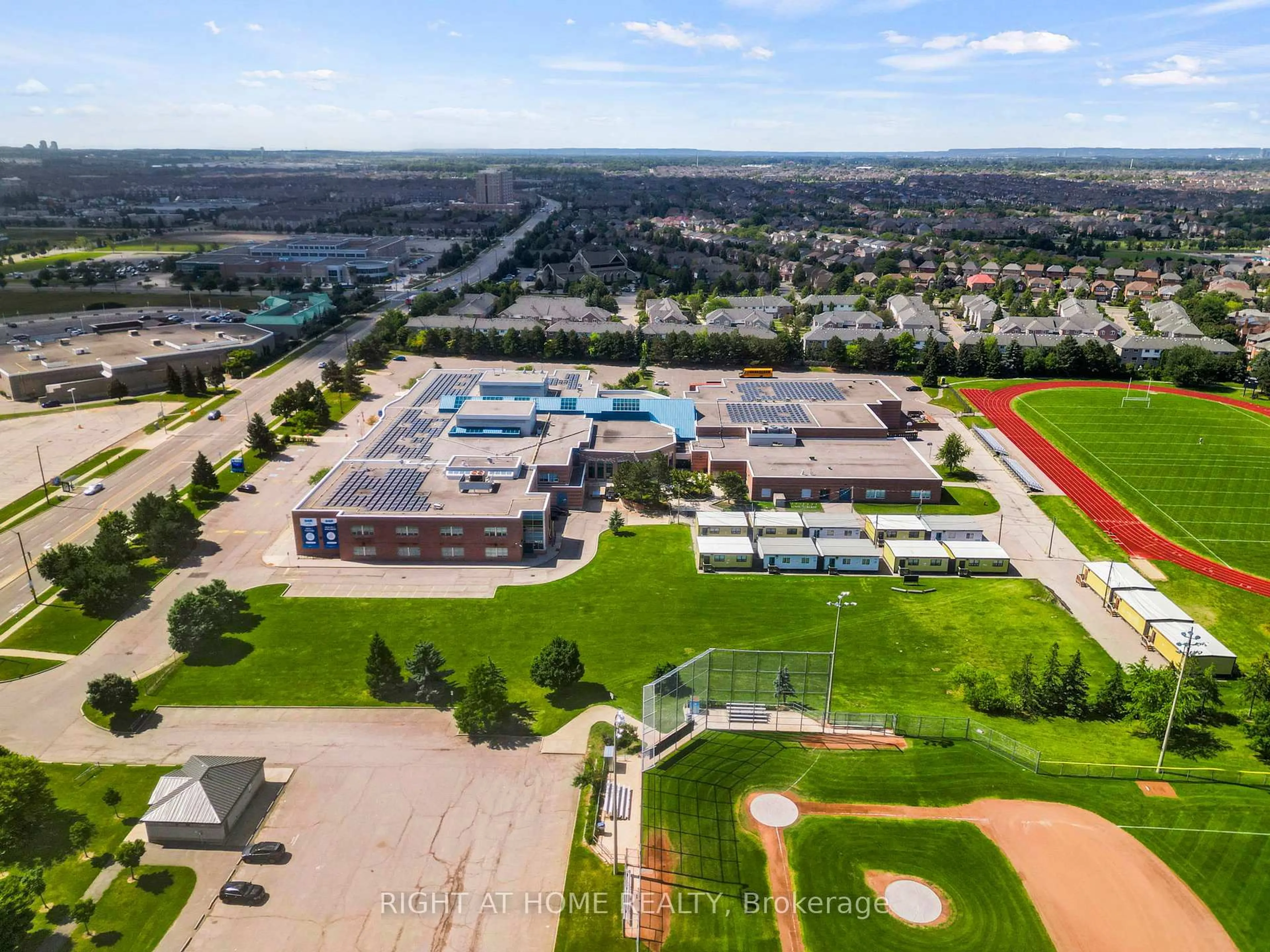 A pic from outside/outdoor area/front of a property/back of a property/a pic from drone, mountain view for 2545 Erin Centre Blvd #1611, Mississauga Ontario L5M 6Z9