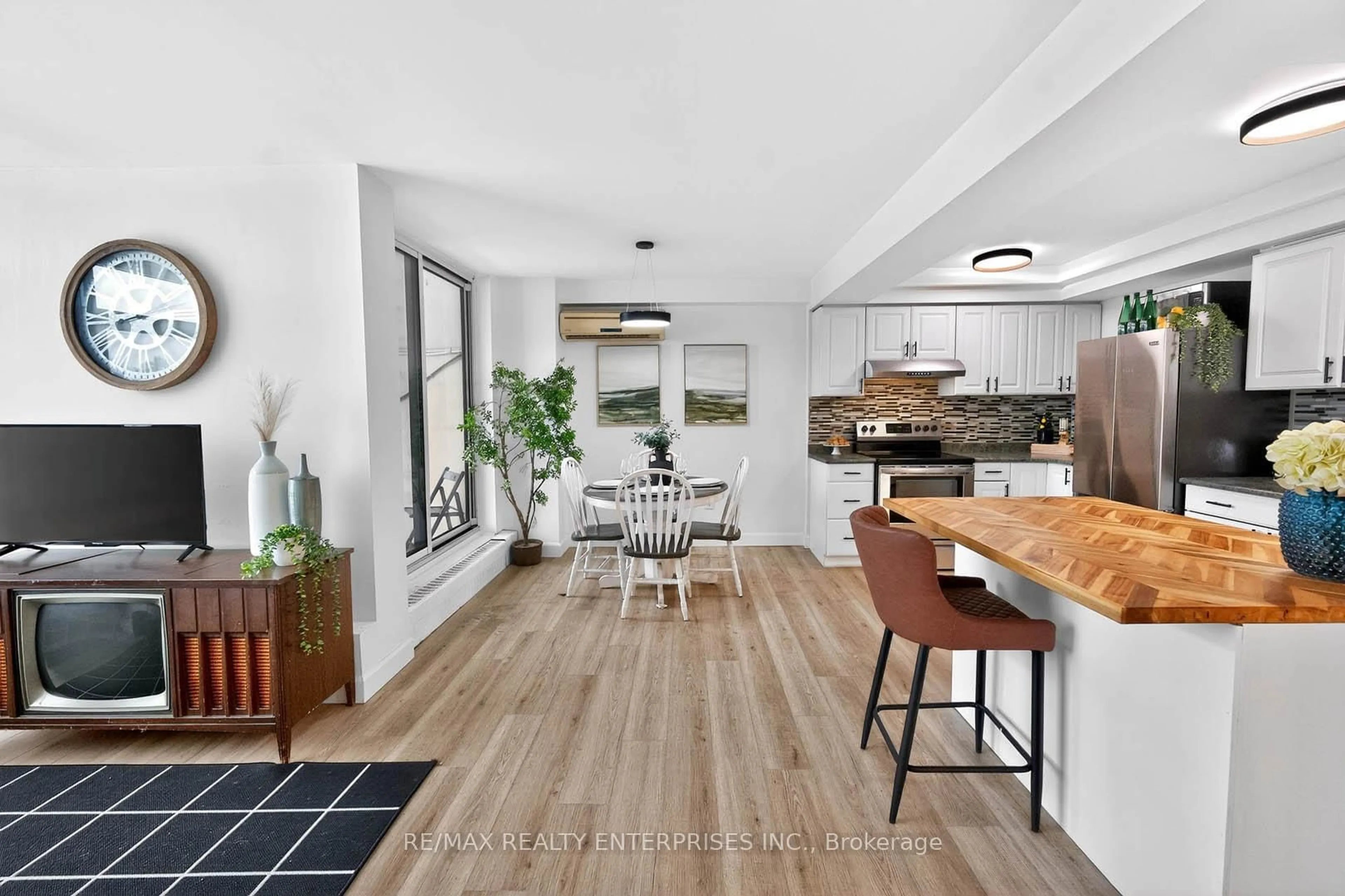 Open concept kitchen, unknown for 345 Driftwood Ave #504, Toronto Ontario M3N 2P4