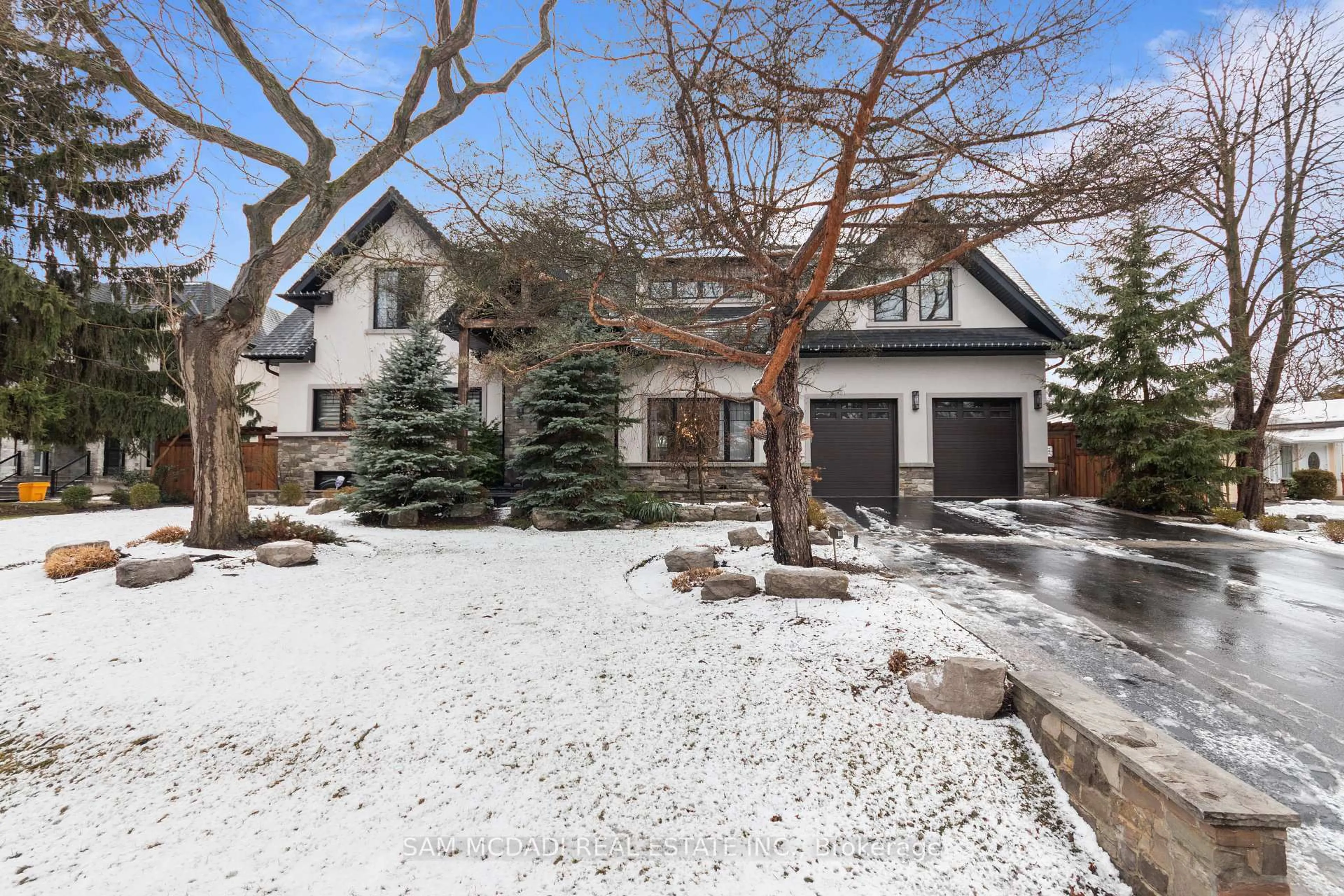 Unknown for 1031 Welwyn Dr, Mississauga Ontario L5J 3J2