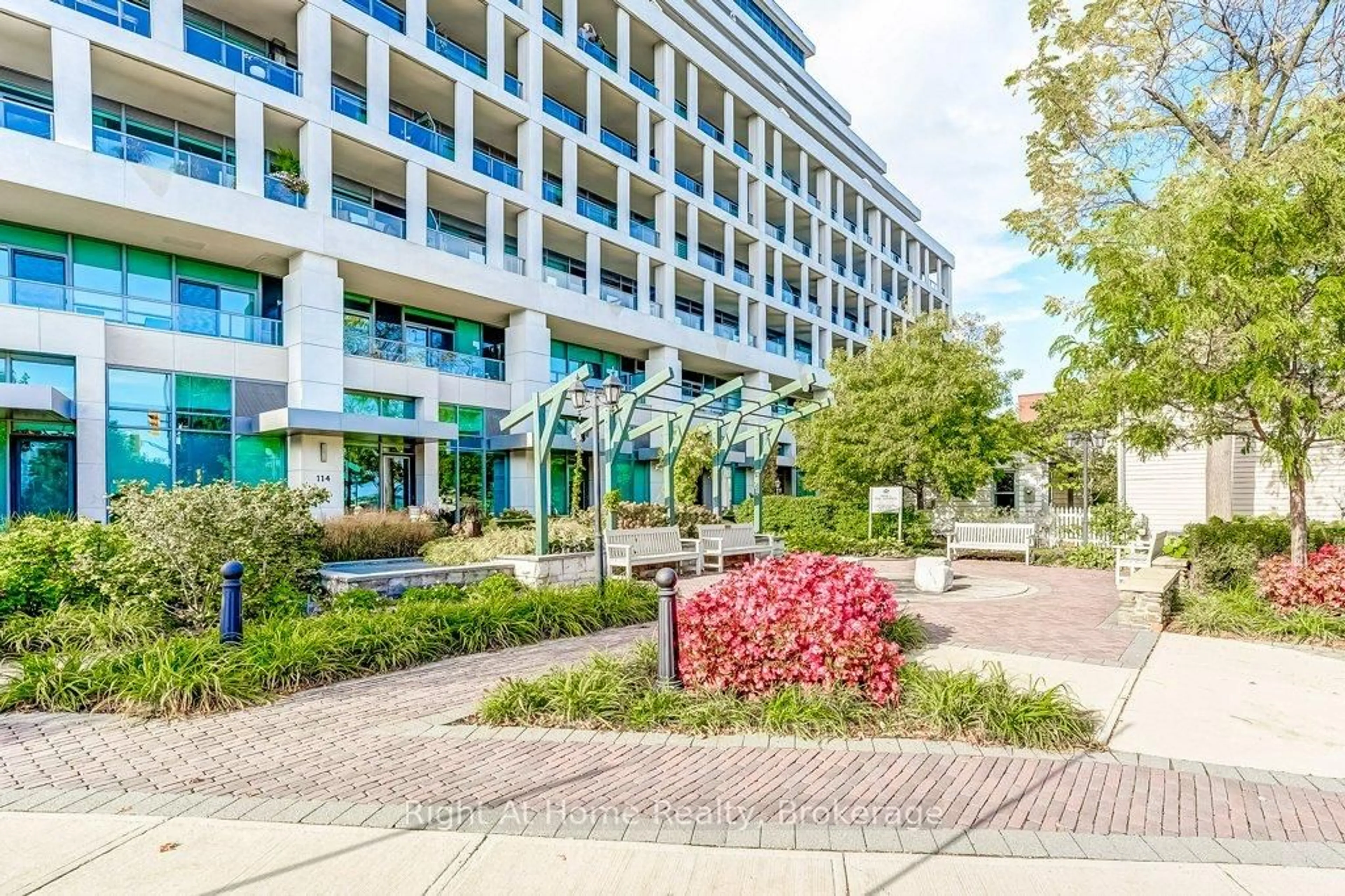 Unknown for 11 Bronte Rd #201, Oakville Ontario L6L 0E1