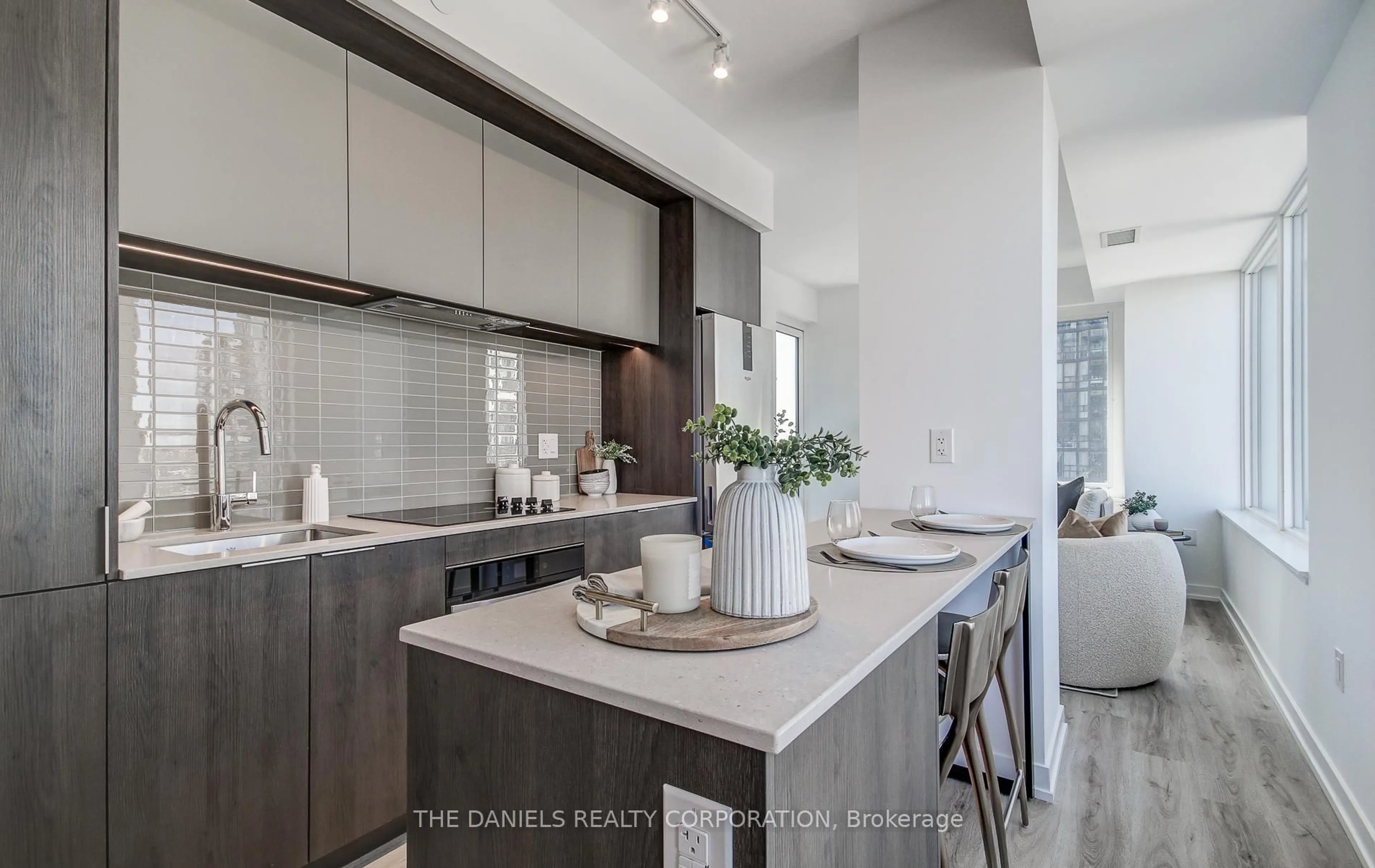 Unknown for 395 Square One Dr #1310, Mississauga Ontario L5B 0P6