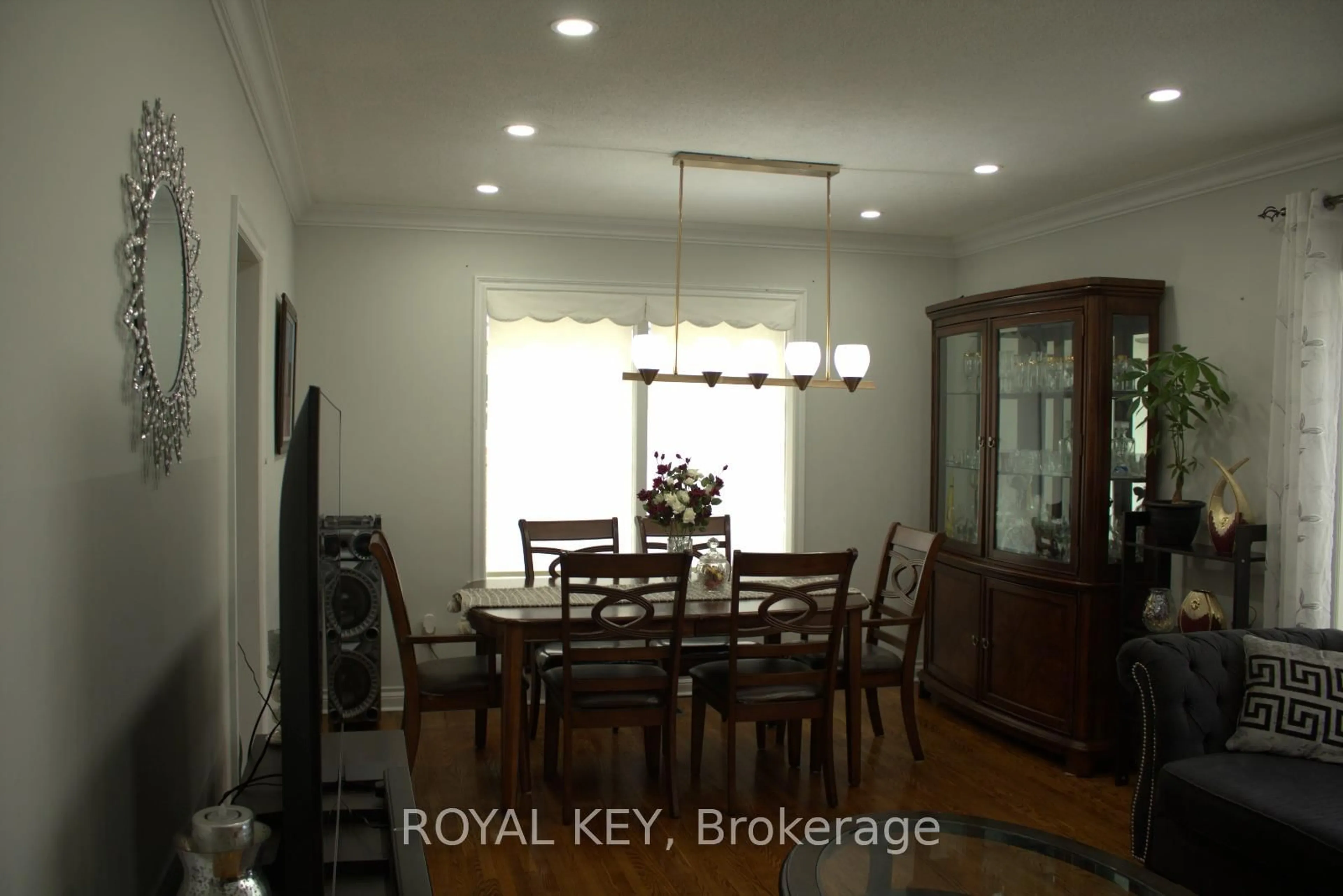 Dining room, wood/laminate floor for 20 Kennebec Cres, Toronto Ontario M9W 2R7