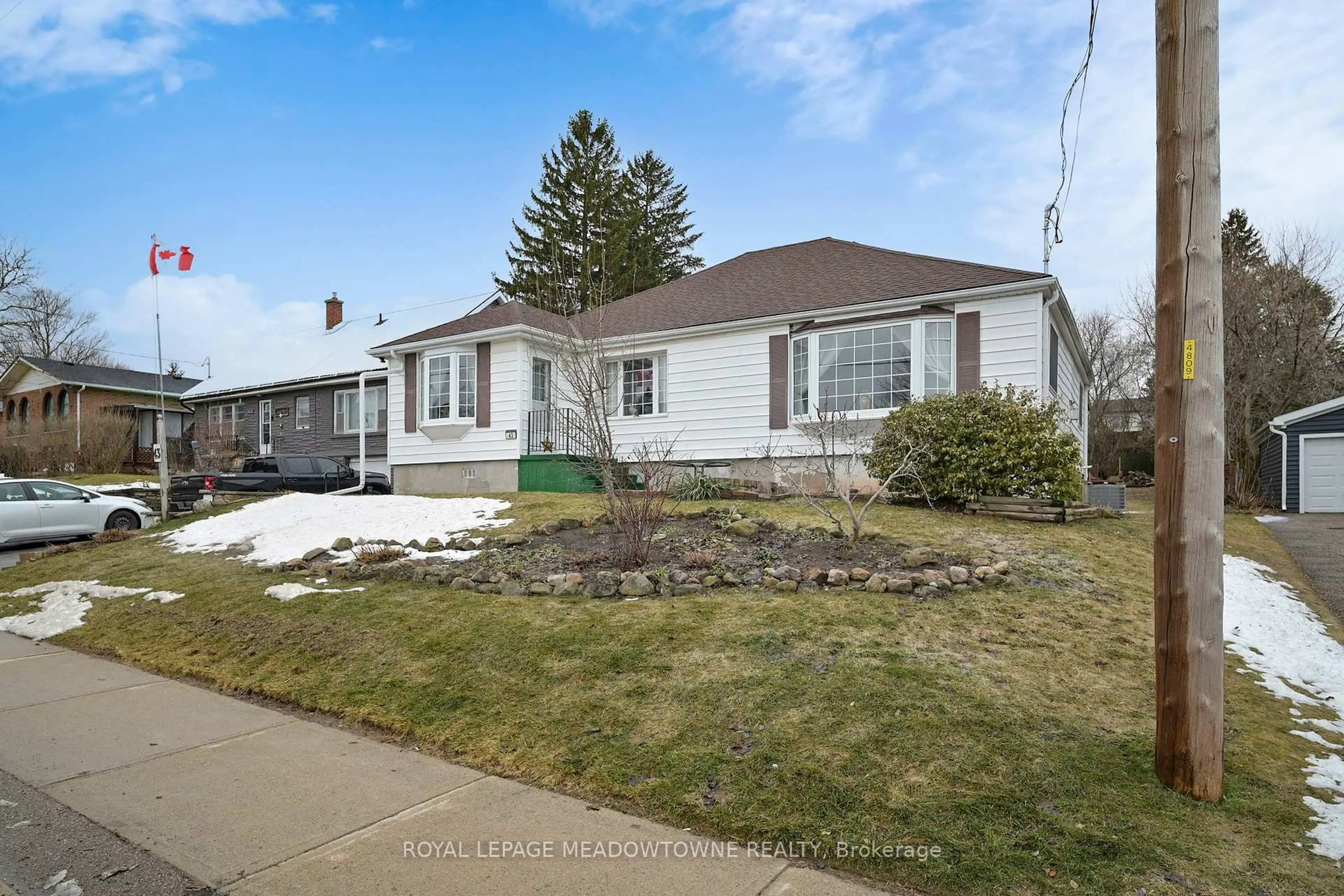 Unknown for 43 Cobblehill Rd, Halton Hills Ontario L7J 1P1