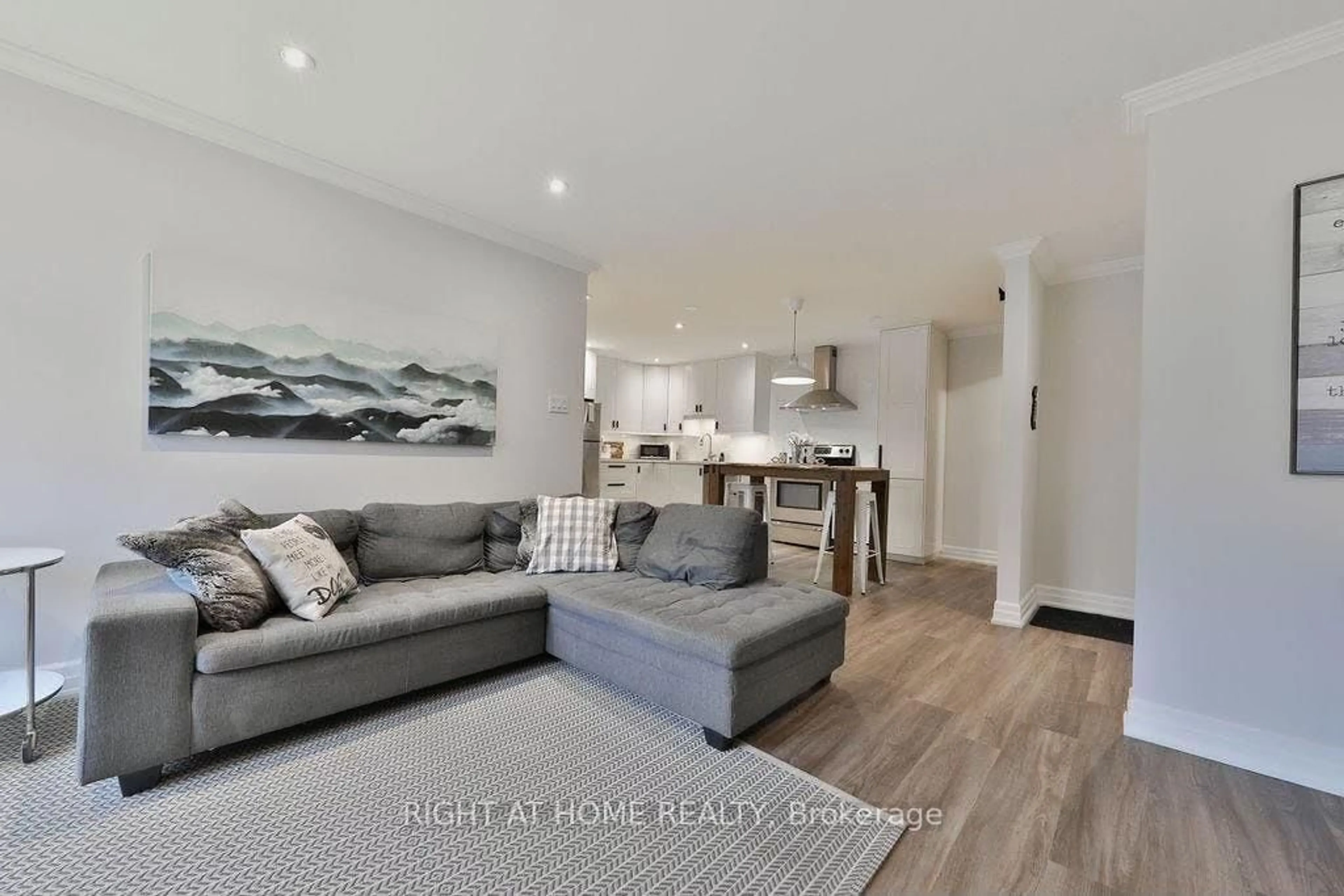 Living room with furniture, unknown for 1498 Pilgrims Way #234, Oakville Ontario L6M 3G9