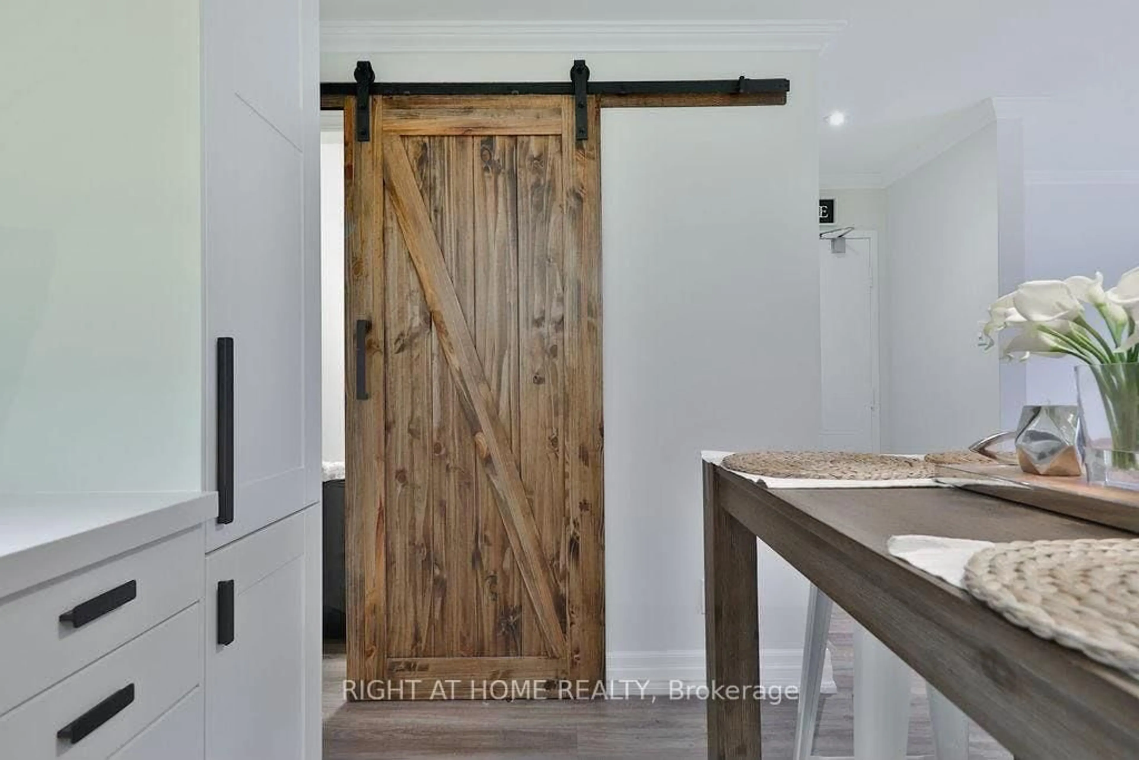 Unknown for 1498 Pilgrims Way #234, Oakville Ontario L6M 3G9