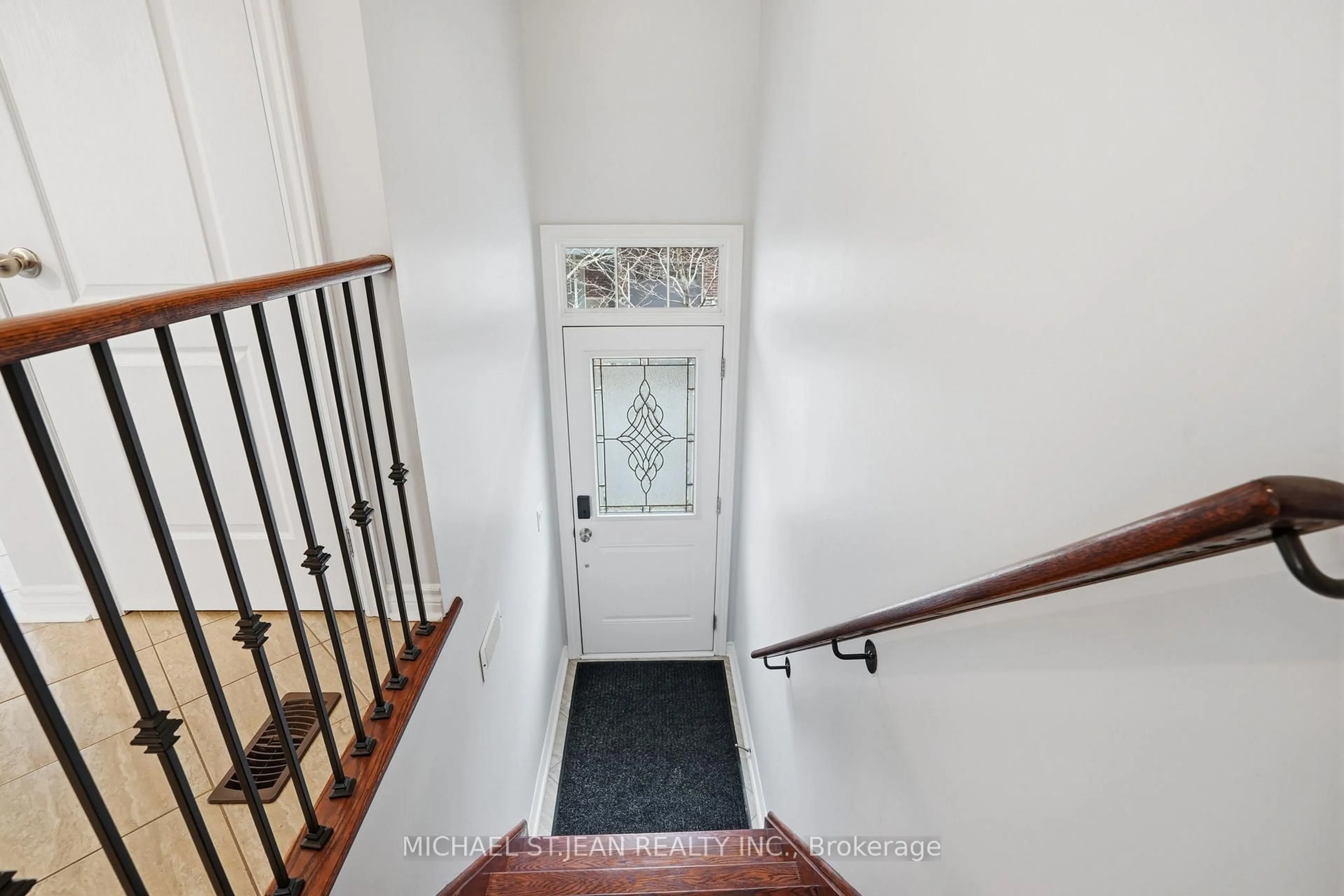 Unknown for 2358 Treversh Common, Burlington Ontario L7R 0C8