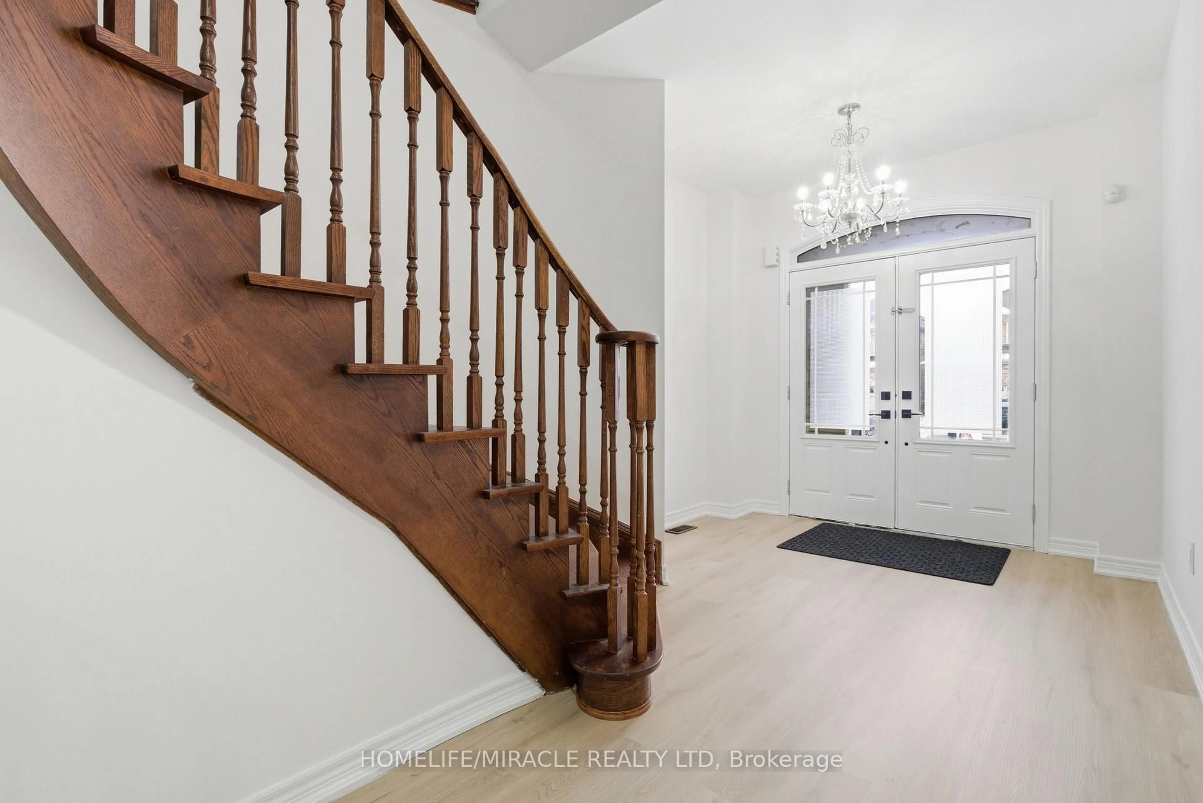 Unknown for 71 Skyvalley Dr, Brampton Ontario L6P 3B7