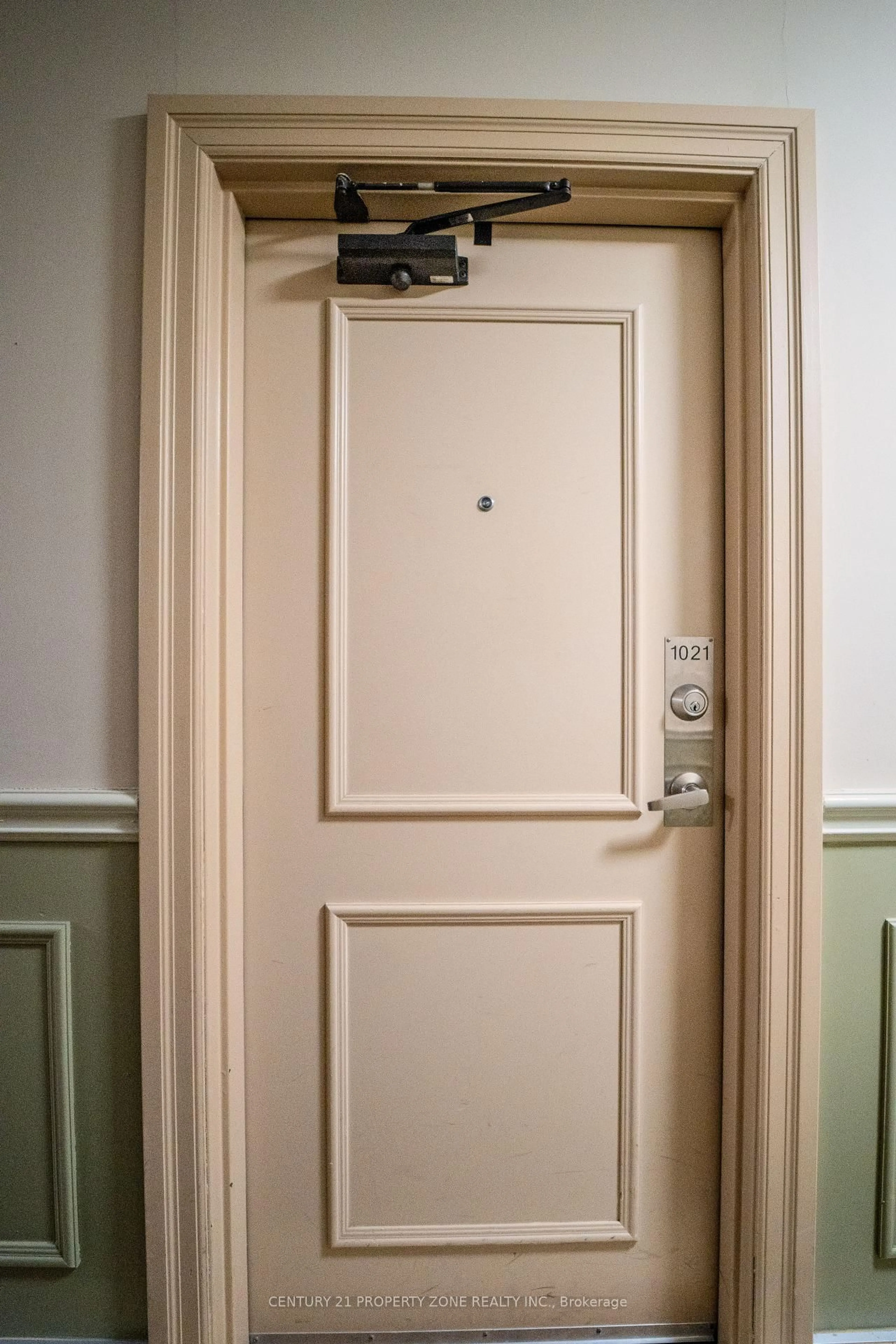 Unknown for 1625 Bloor St #1021, Mississauga Ontario L4X 1S3