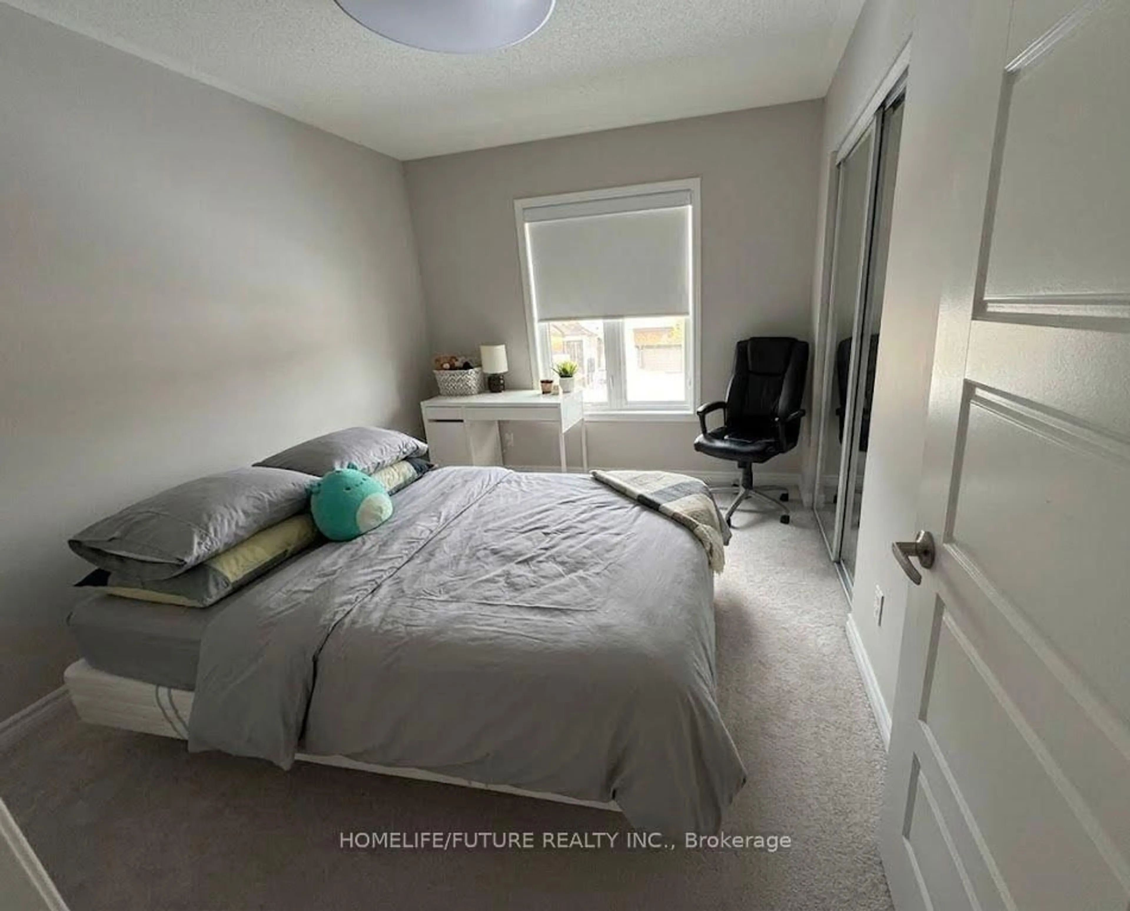 A pic of a room for 143 Yates Dr, Milton Ontario L9E 1S7