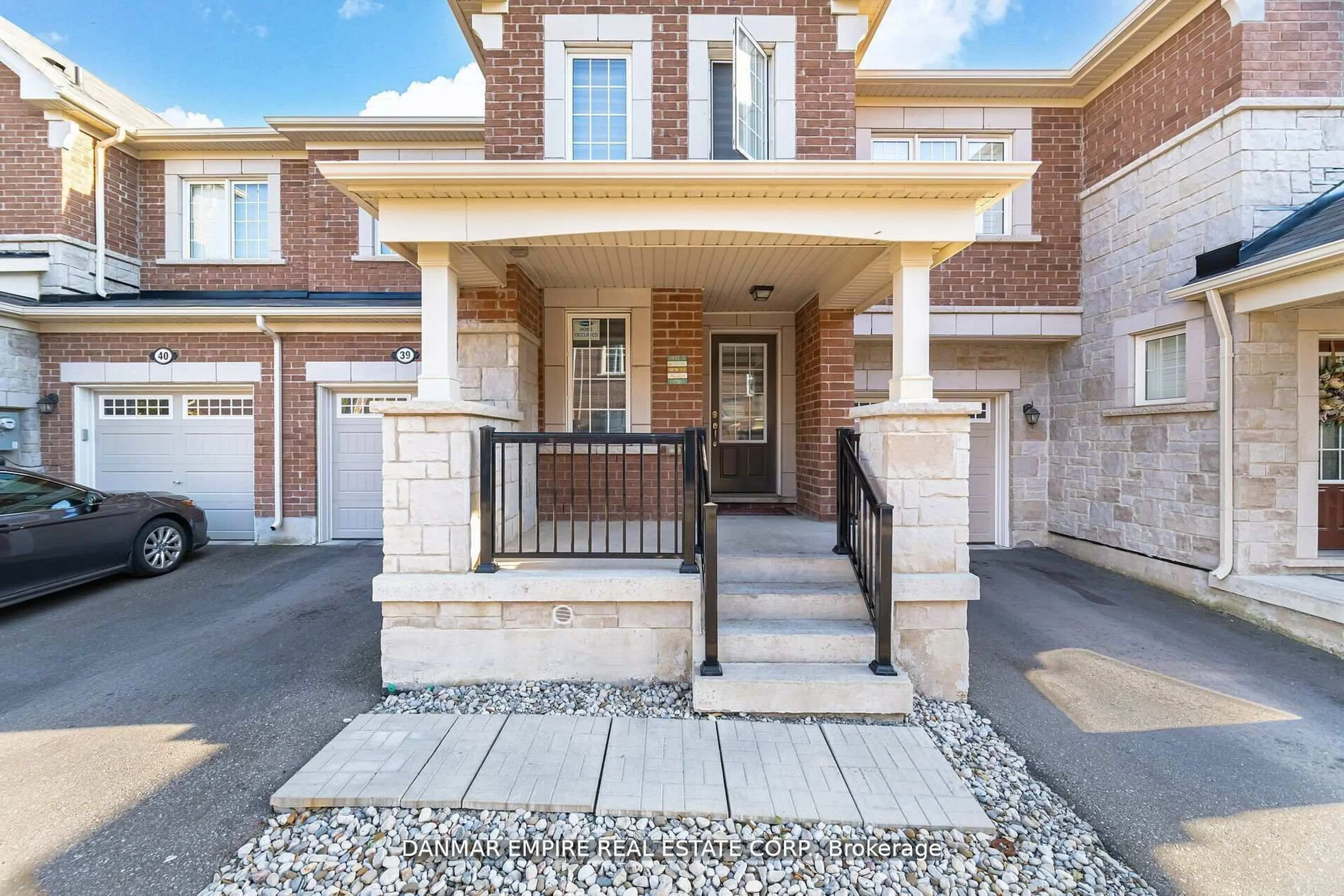 Home with brick exterior material, street for 1000 Asleton Blvd #39, Milton Ontario L9T 9L6
