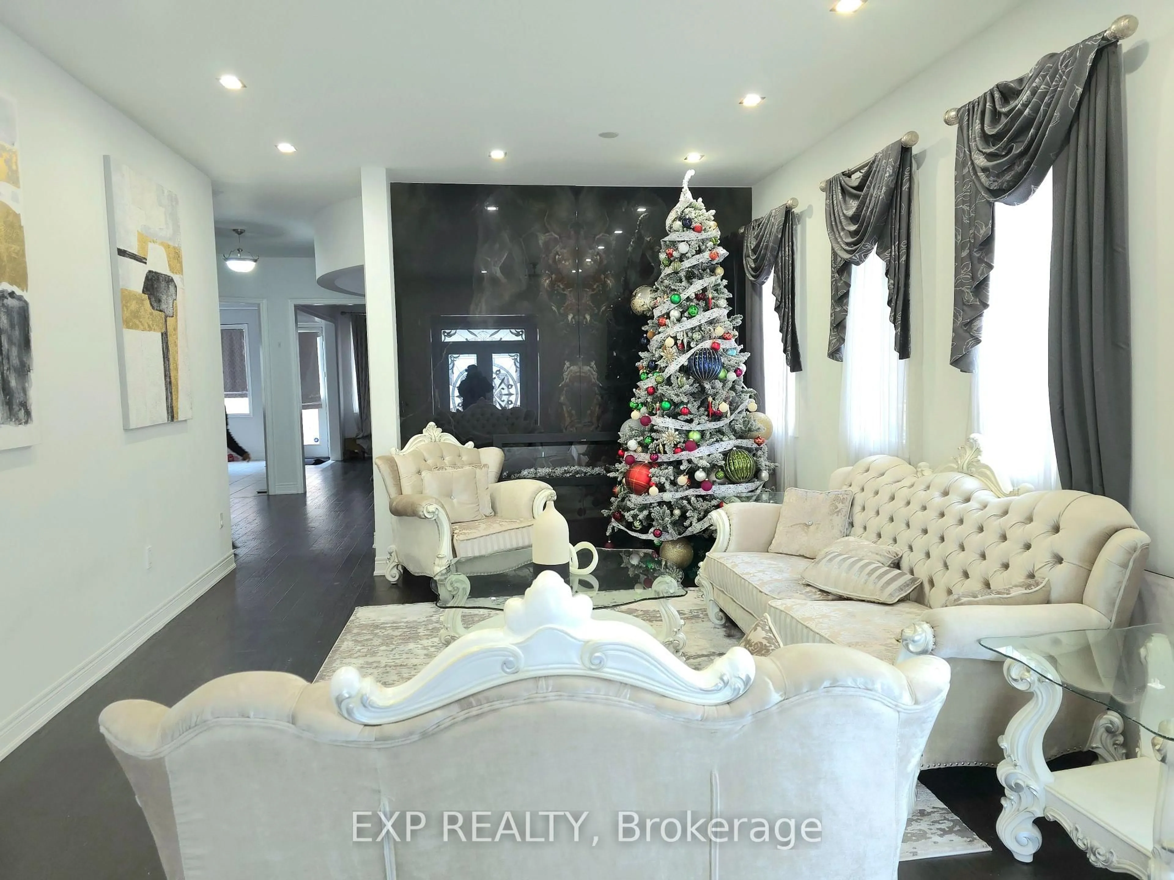 Unknown for 448 Dougall Ave, Caledon Ontario L7C 4A6