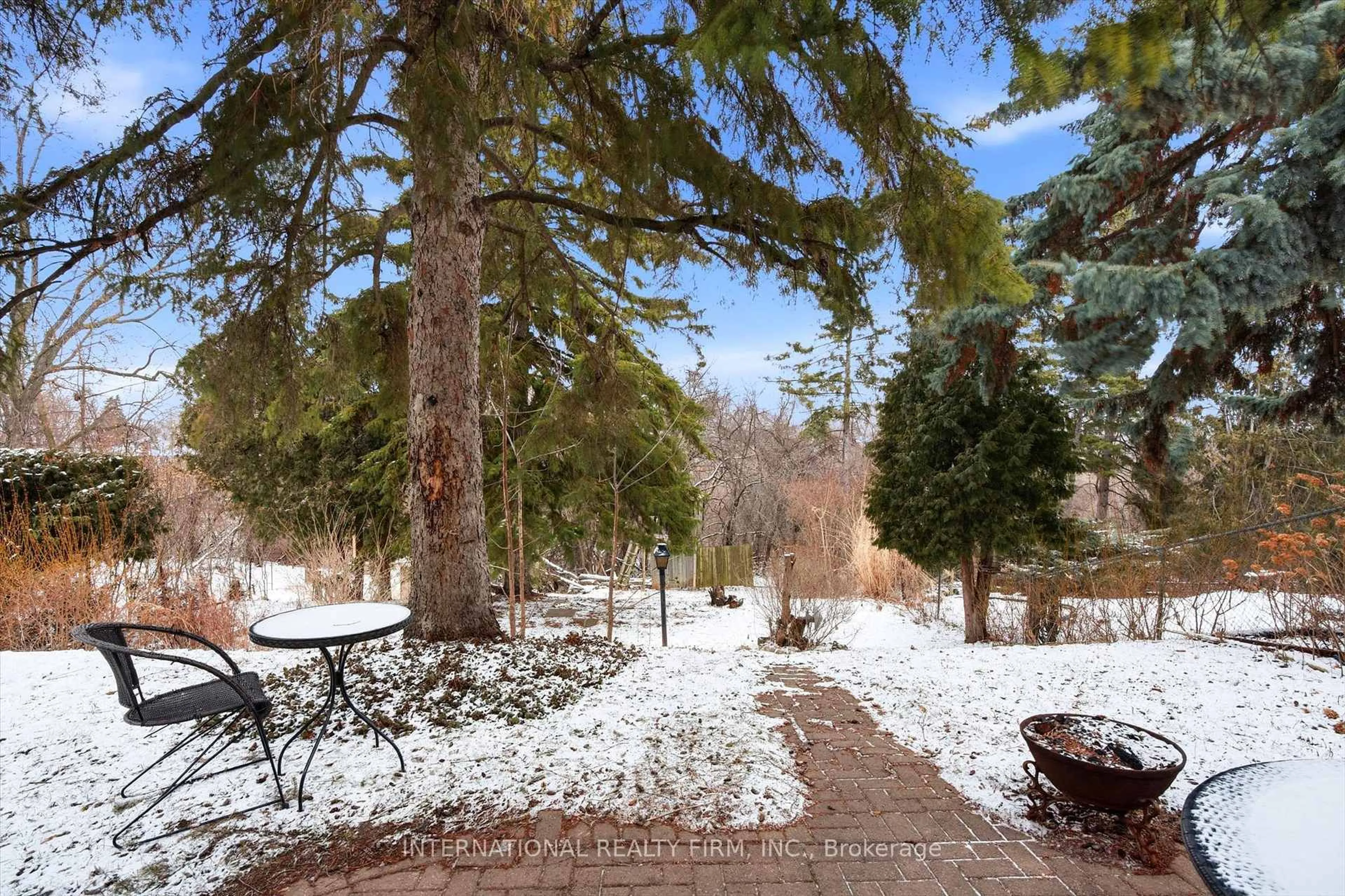 Patio, forest/trees view for 84 Hadrian Dr, Toronto Ontario M9W 1V4