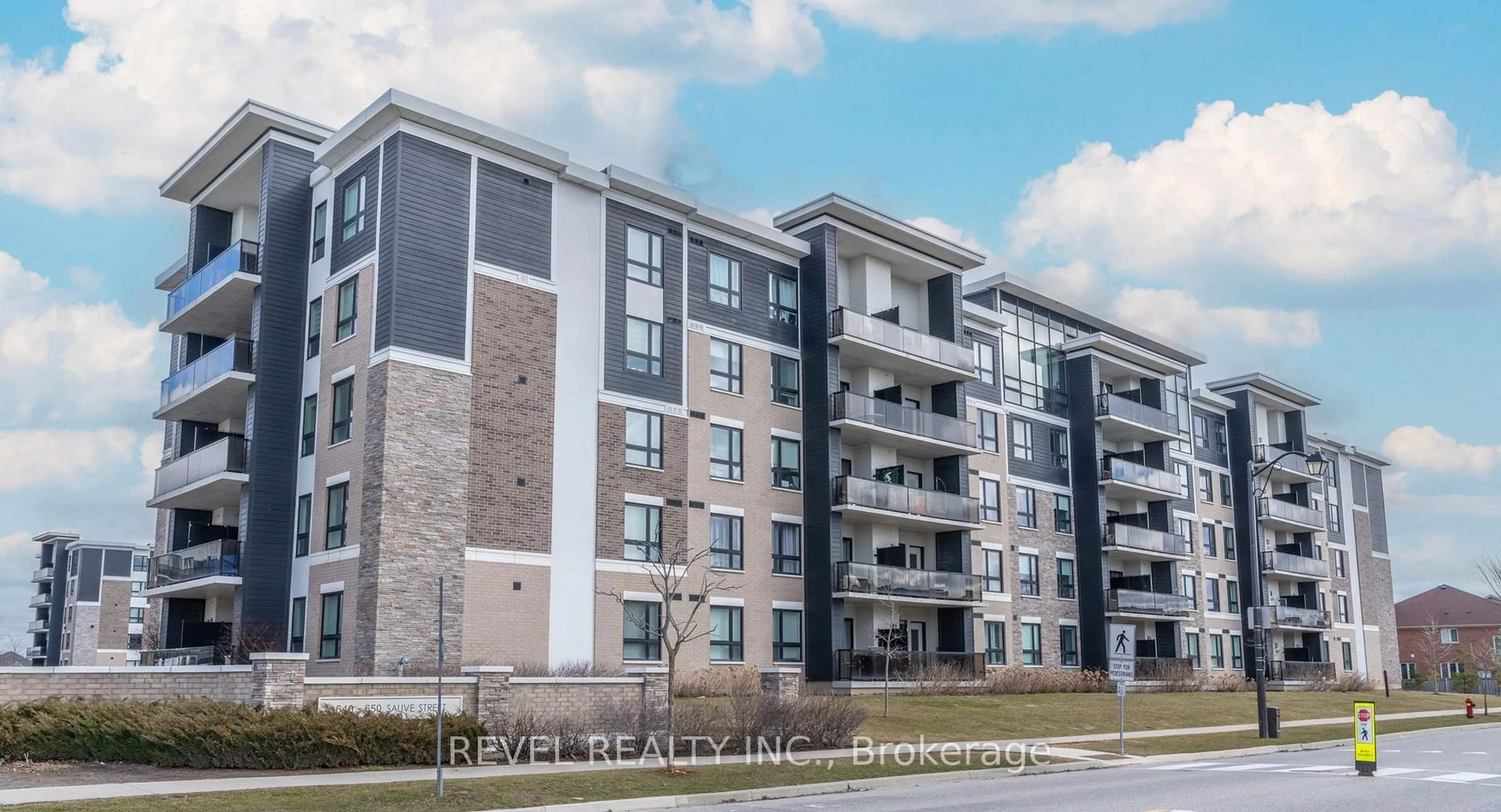 Unknown for 650 Sauve St #505, Milton Ontario L9T 9A8