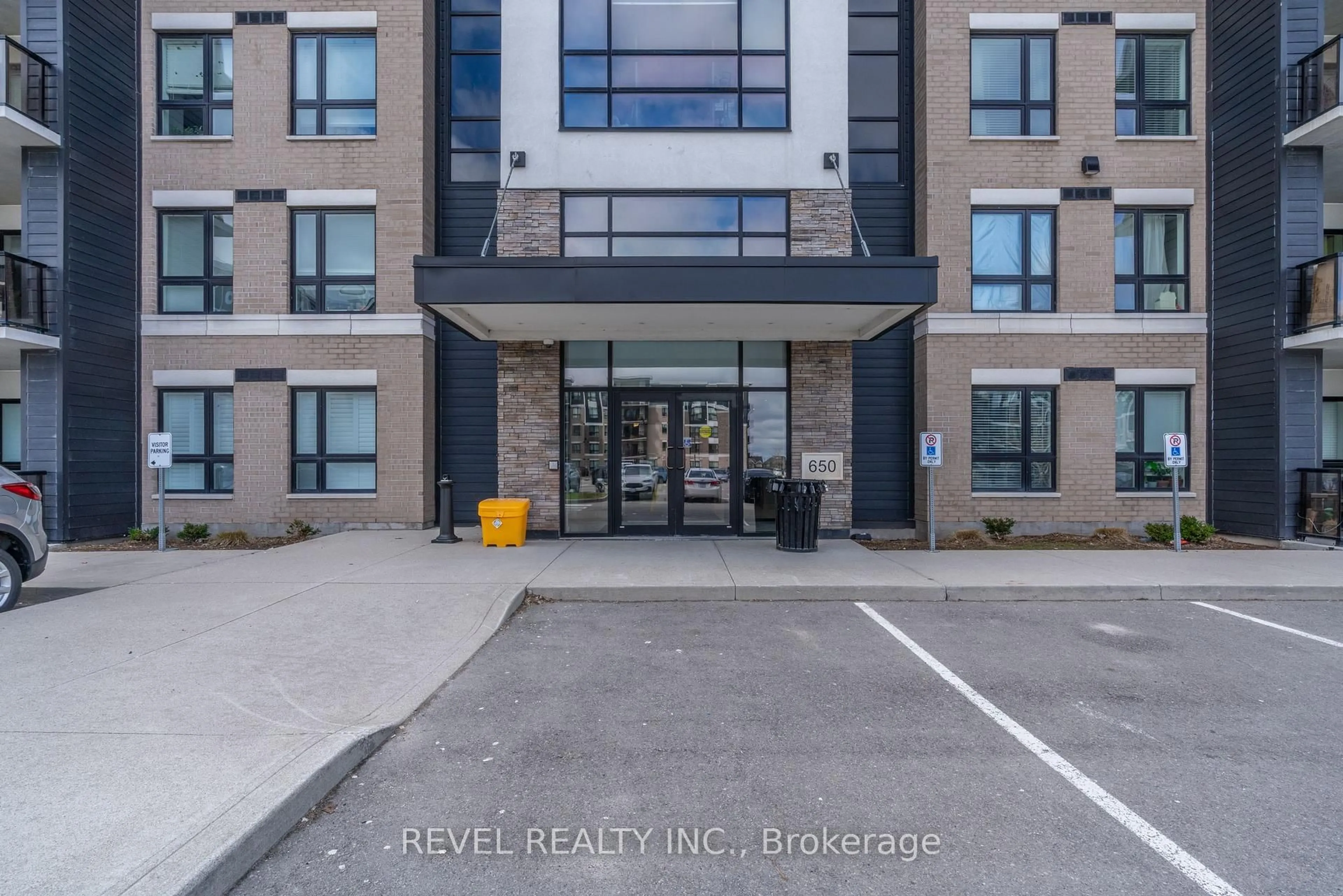 Unknown for 650 Sauve St #505, Milton Ontario L9T 9A8