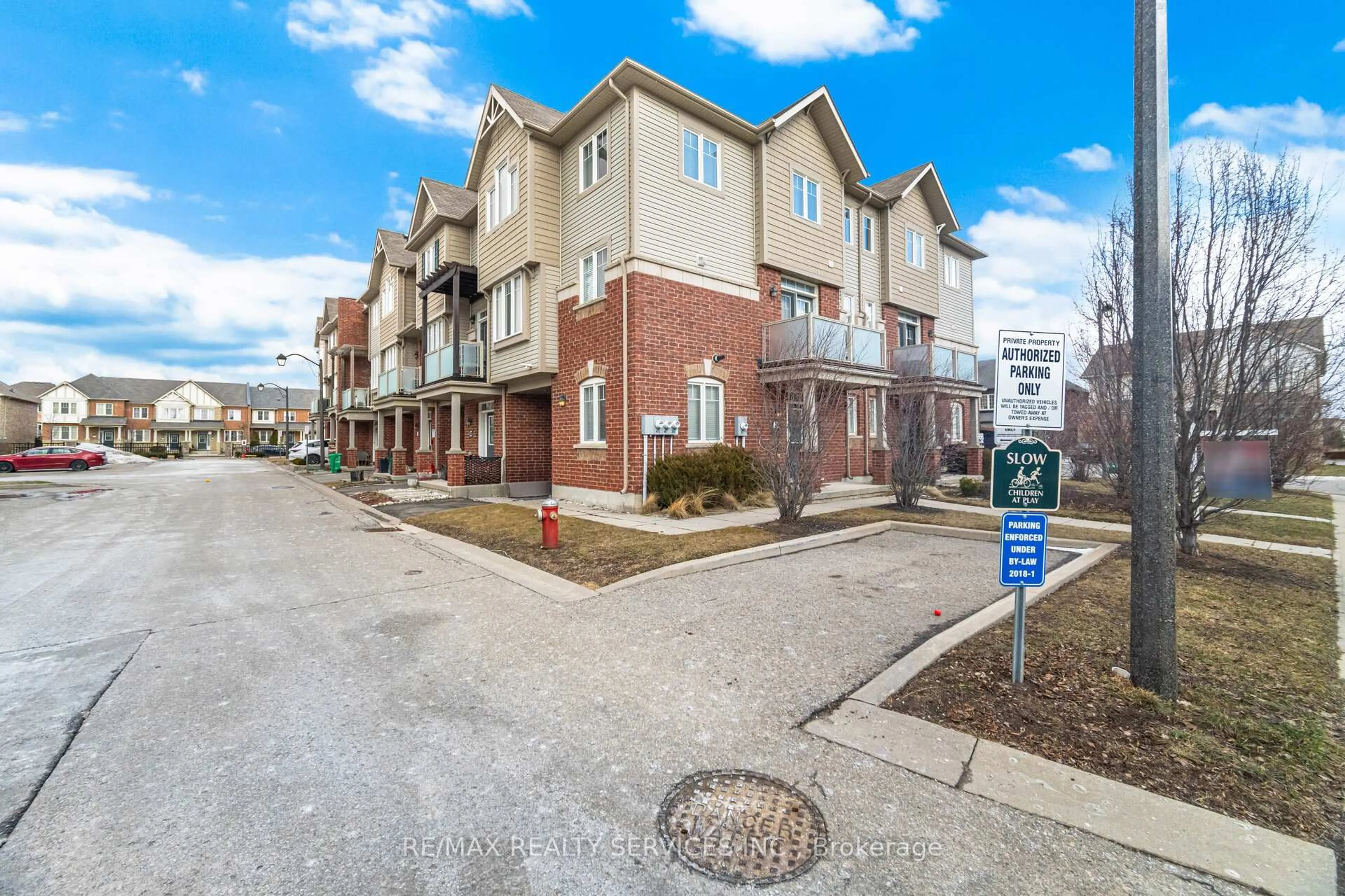 Unknown for 3 Alnwick Ave, Caledon Ontario L7C 3P5