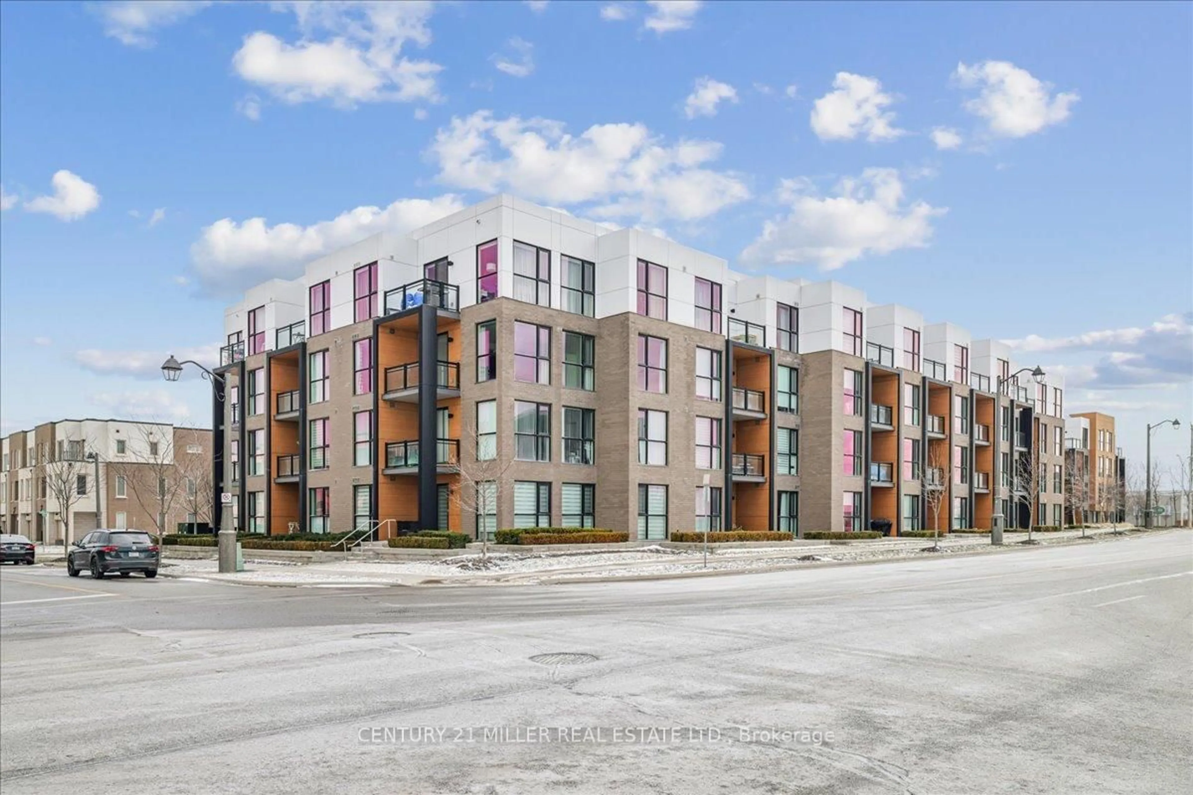 Unknown for 150 Sabina Dr #305, Oakville Ontario L6H 0W3