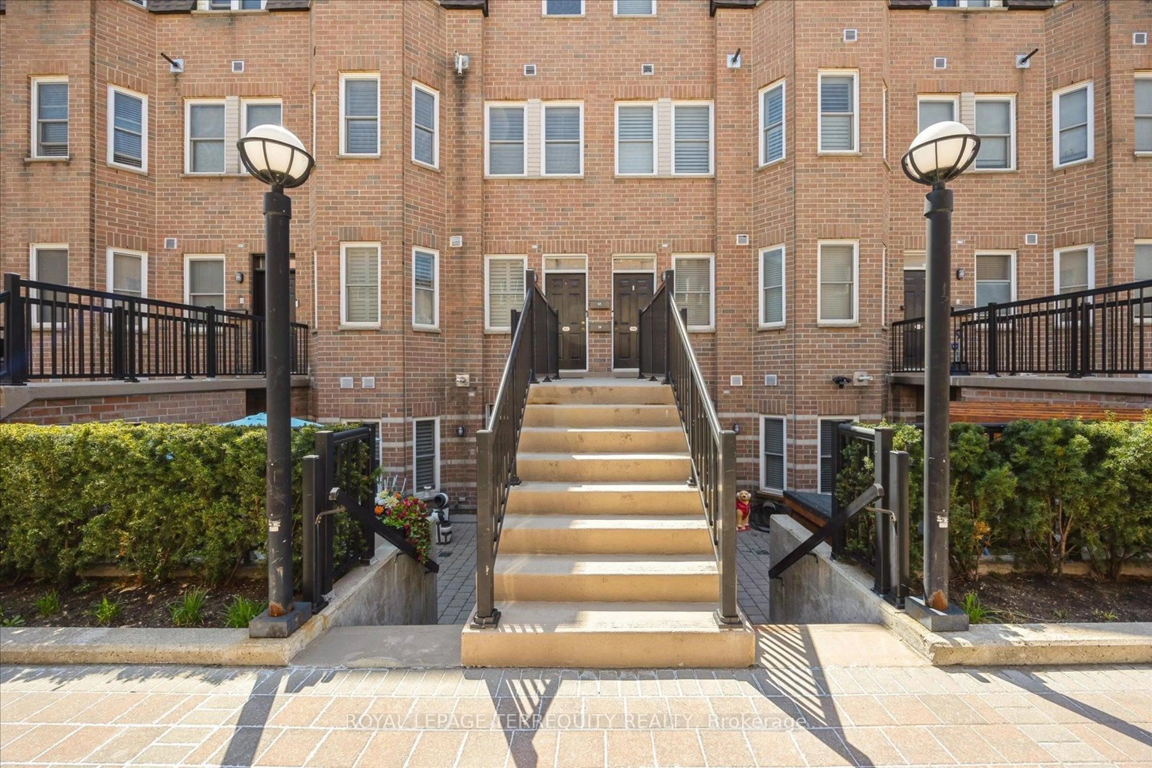 Unknown for 760 Lawrence Ave #61, Toronto Ontario M6A 3E7