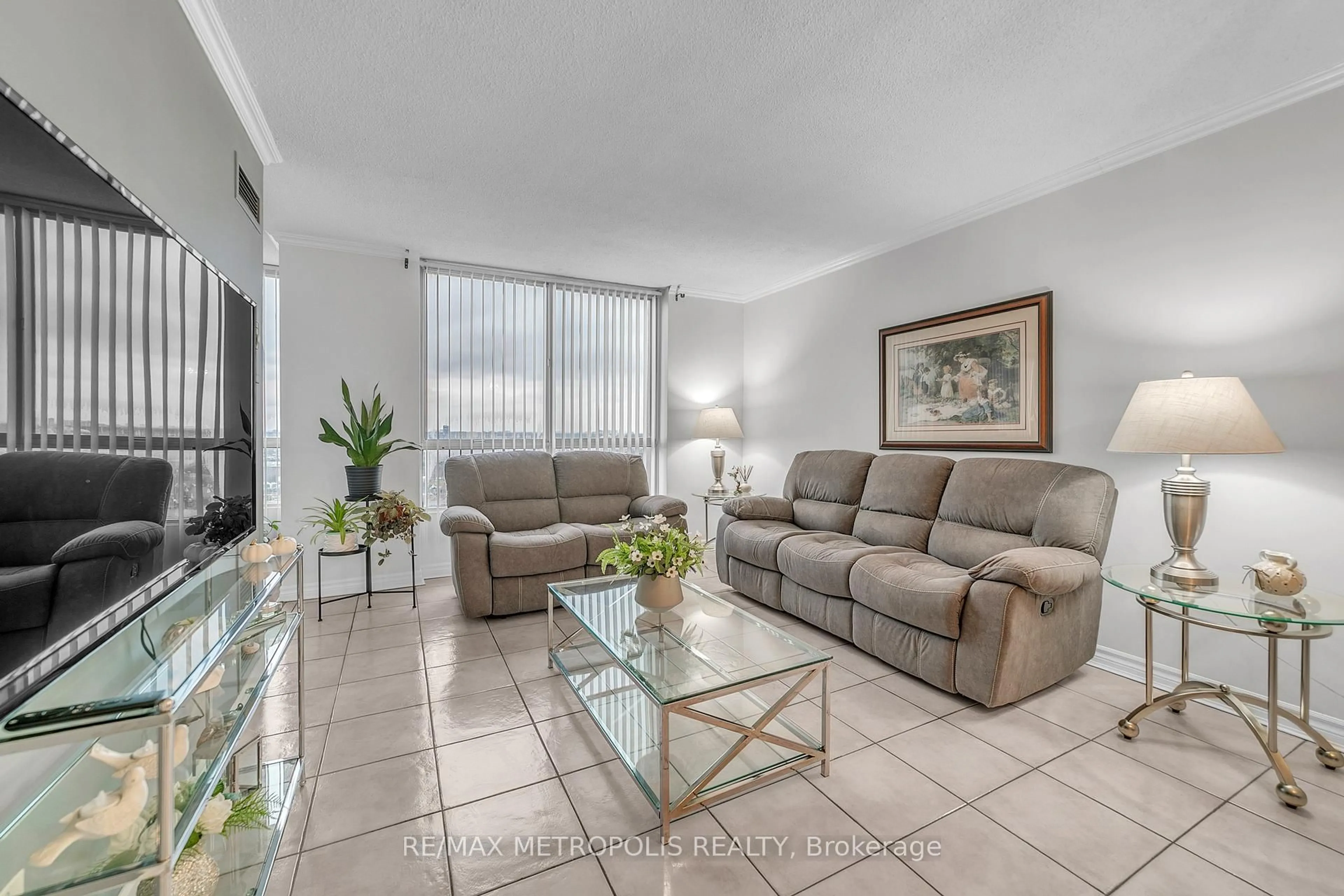 Living room with furniture, unknown for 2470 Eglinton Ave #1604, Toronto Ontario M6M 5E7