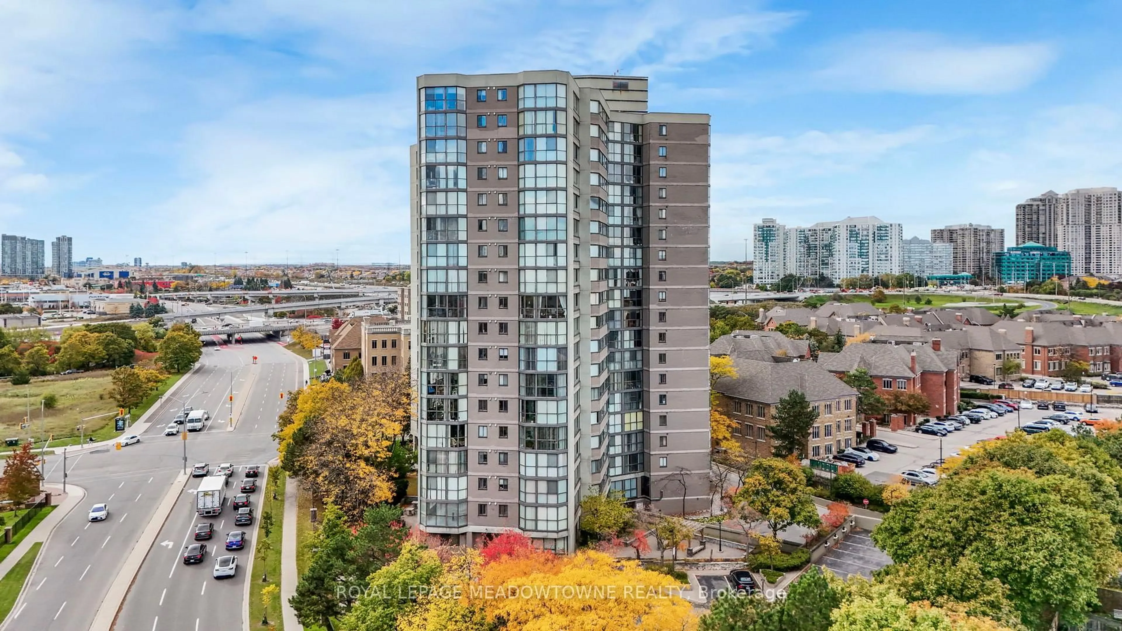 A pic from outside/outdoor area/front of a property/back of a property/a pic from drone, city buildings view from balcony for 4235 Sherwoodtowne Blvd #204, Mississauga Ontario L4Z 1W3