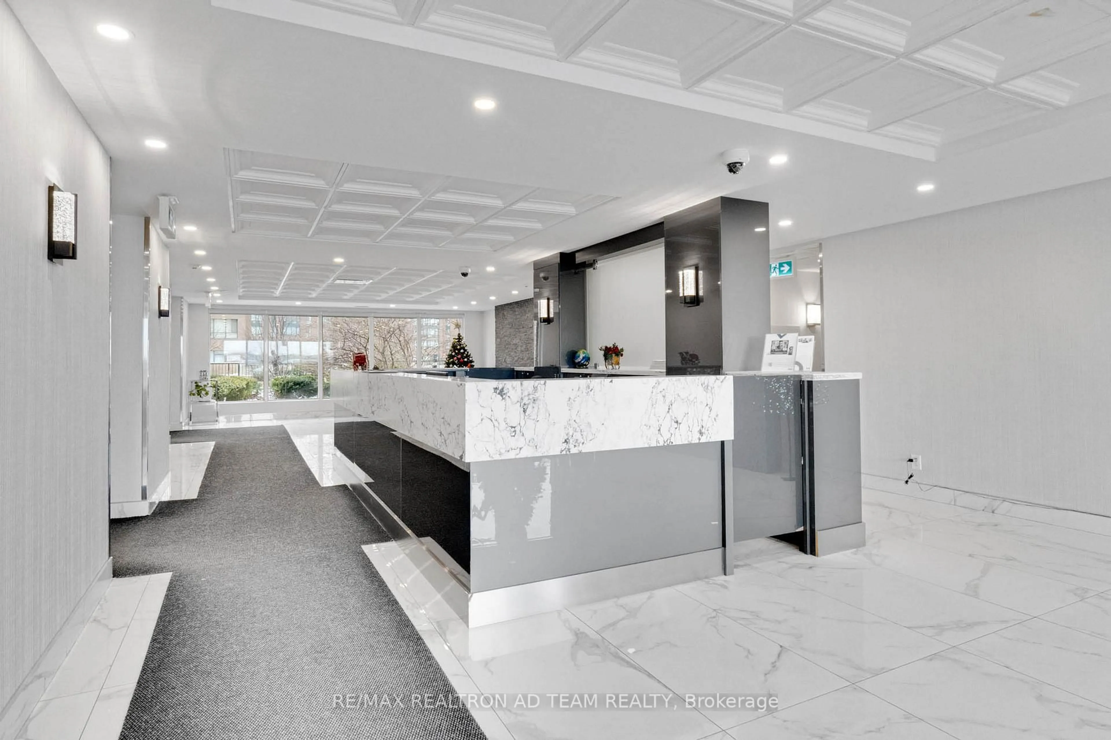 Lobby for 115 Hillcrest Ave #110, Mississauga Ontario L5B 3Y9