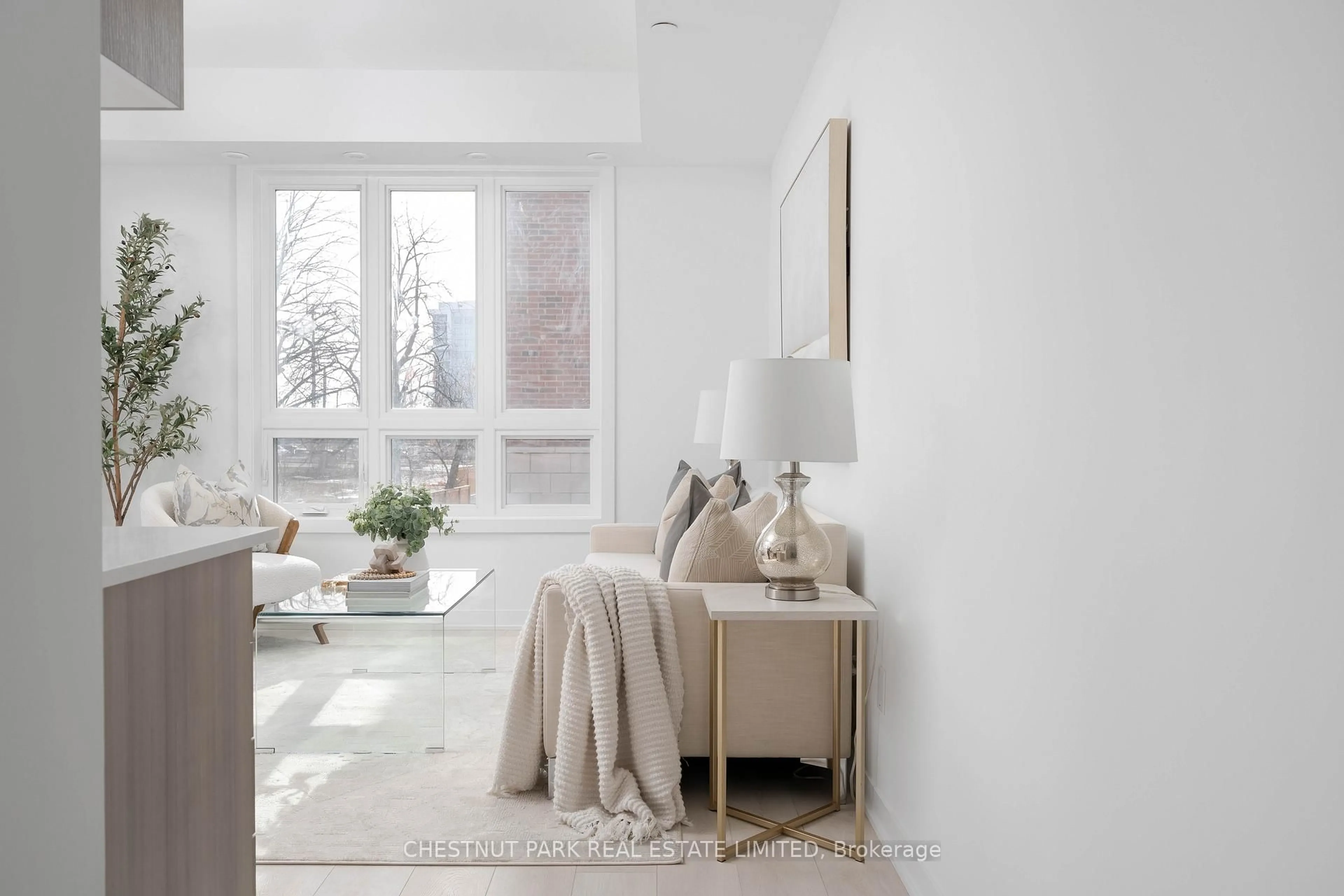 Unknown for 4025 Hickory Dr #4, Mississauga Ontario L4W 1L1