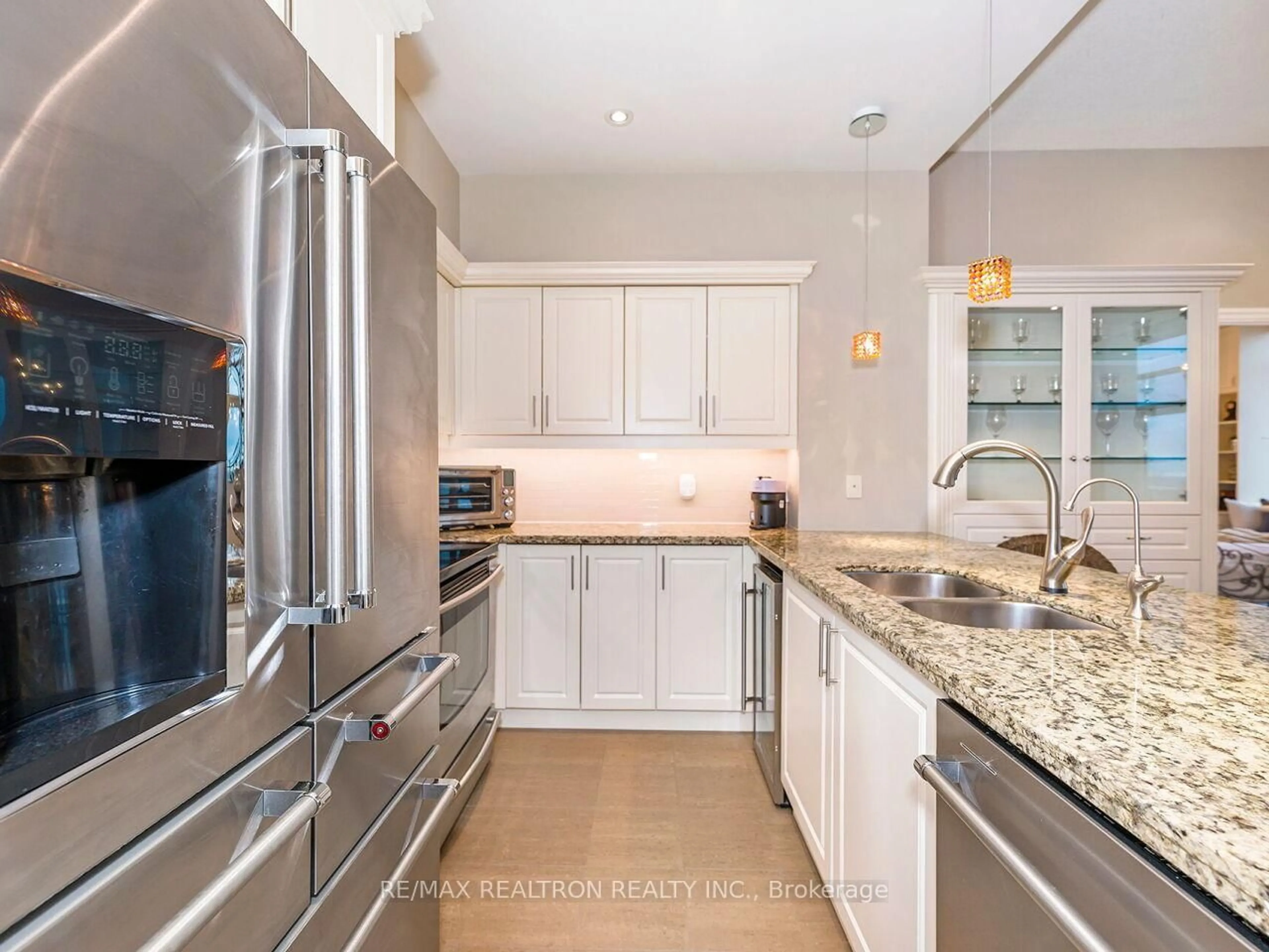 Unknown for 58 Marine Parade Dr #410, Toronto Ontario M8V 4G1