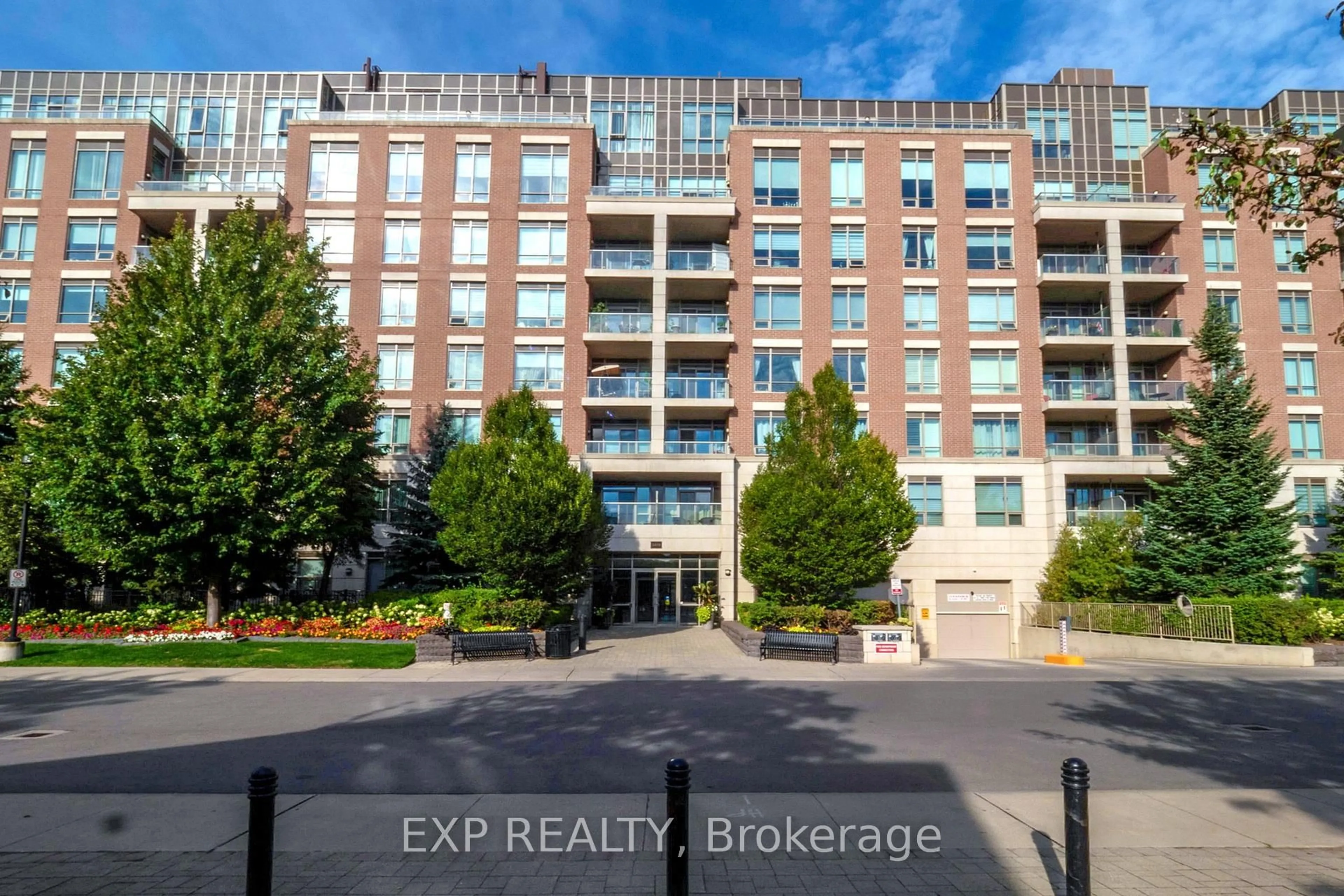 Unknown for 2470 Prince Michael Dr #201, Oakville Ontario L6H 0G9