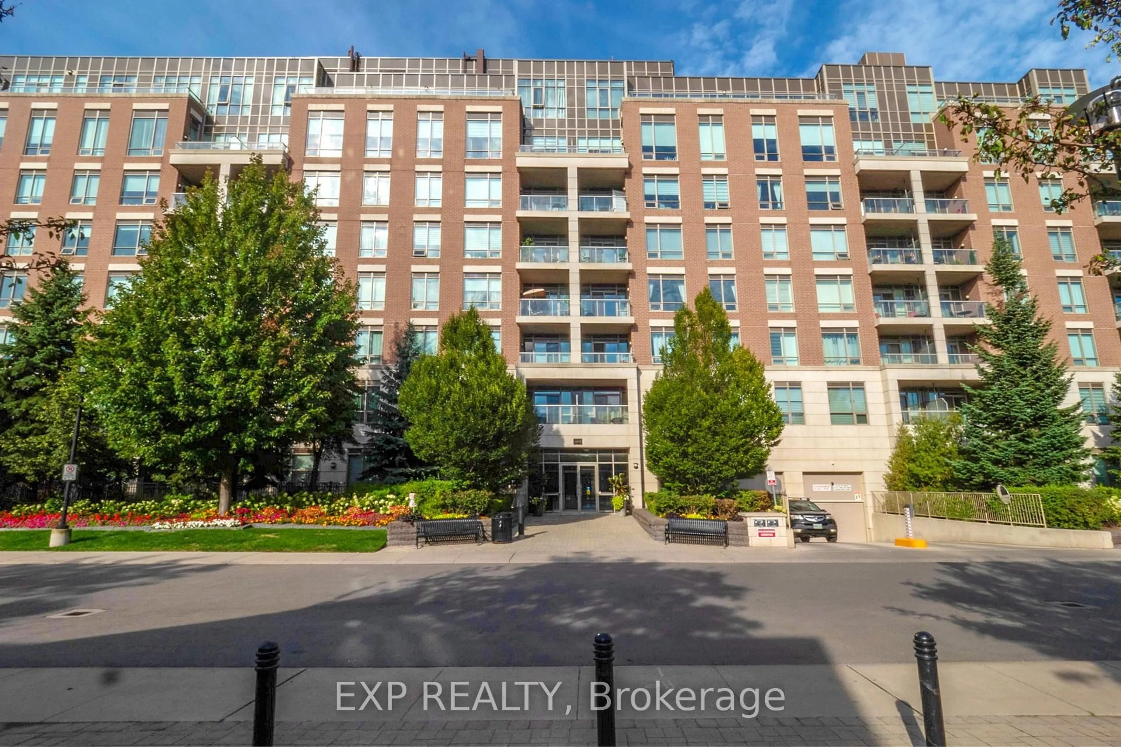 Unknown for 2470 Prince Michael Dr #201, Oakville Ontario L6H 0G9