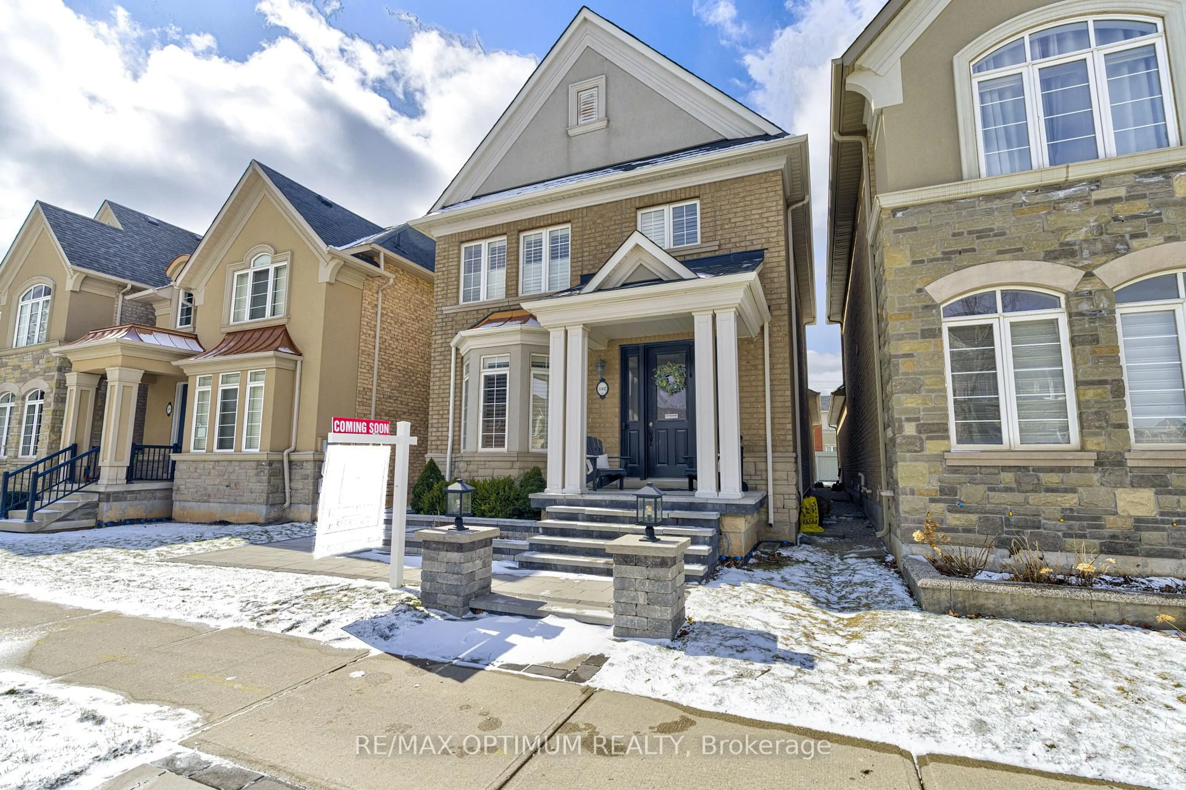 Home with brick exterior material, street for 3302 Robert Brown Blvd, Oakville Ontario L6M 0N7
