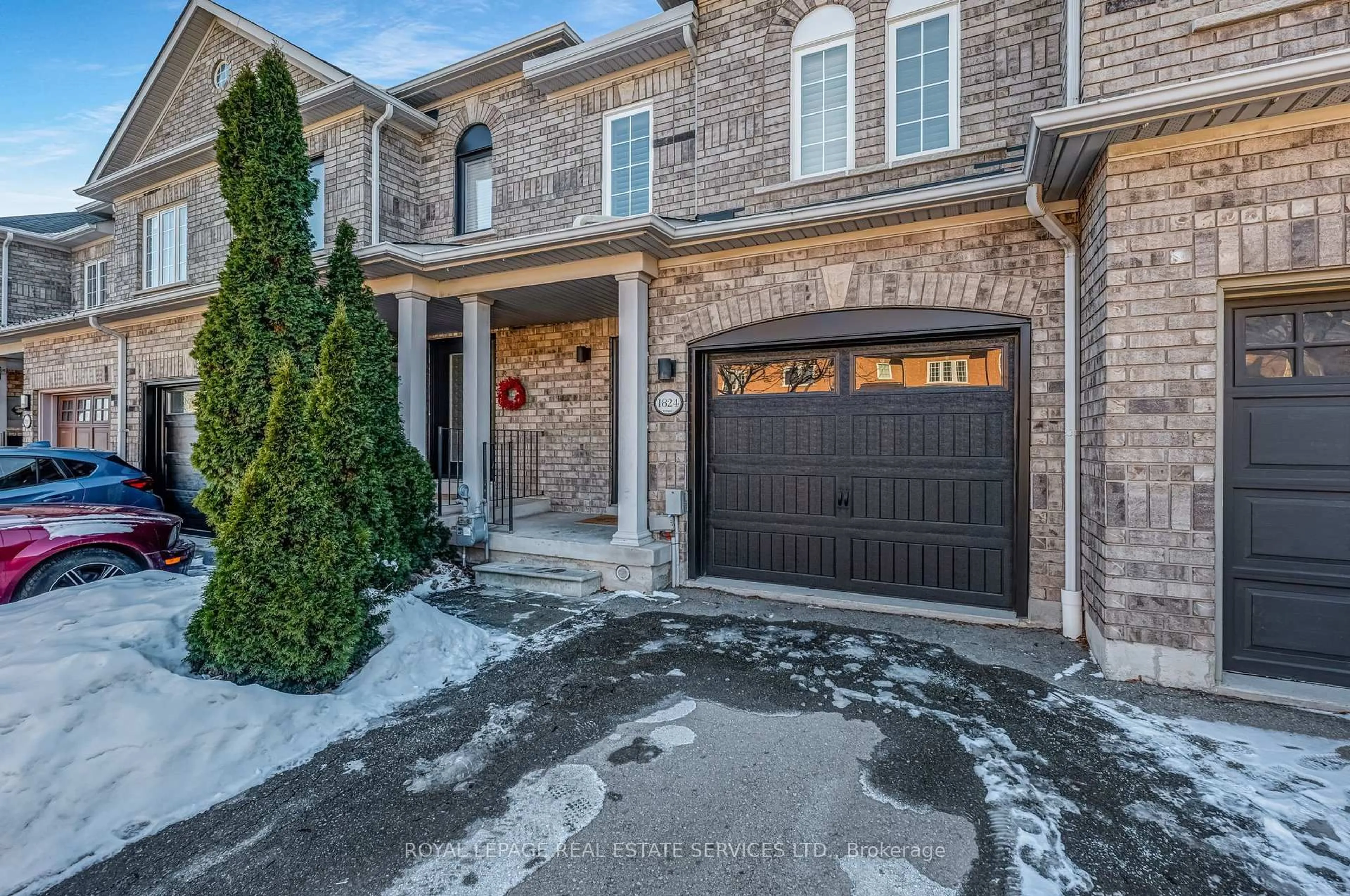 Home with brick exterior material, street for 1824 McCoy Ave, Burlington Ontario L7L 7M1