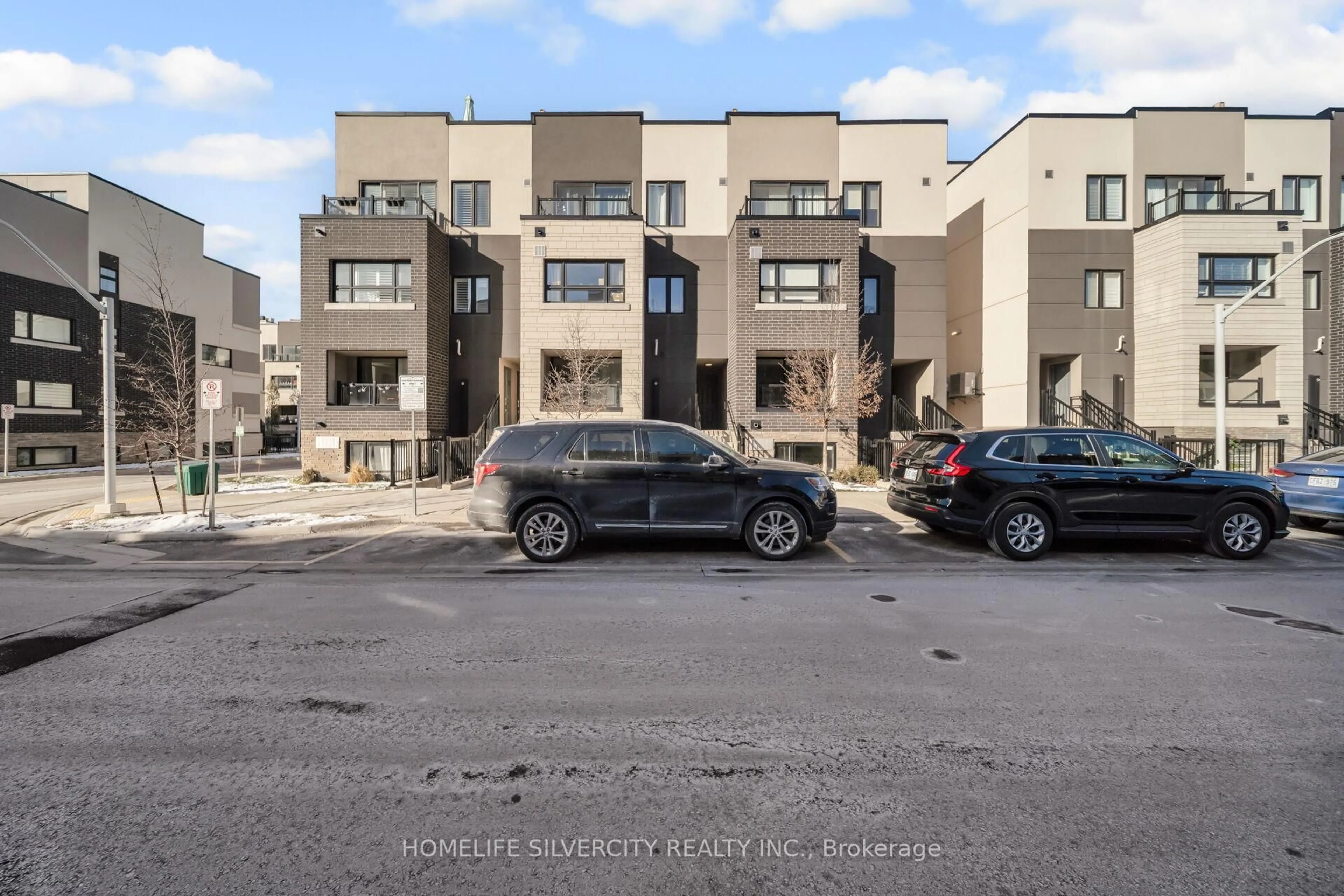 A pic from outside/outdoor area/front of a property/back of a property/a pic from drone, street for 1131 Cooke Blvd #712, Burlington Ontario L7T 0C3