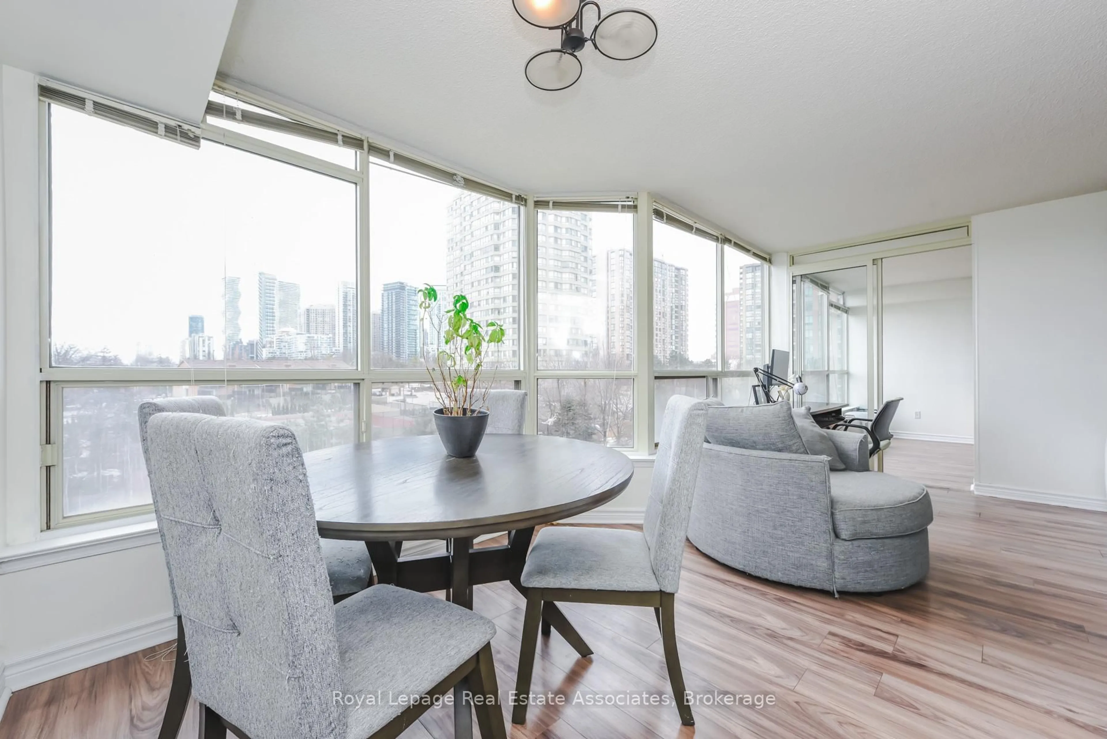 Dining room, wood/laminate floor for 55 Elm Dr #501, Mississauga Ontario L5B 3Z3