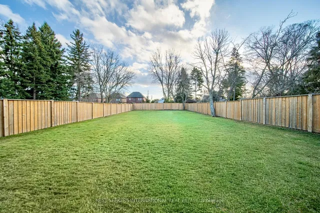 1088 Orchard Rd, Mississauga 4
